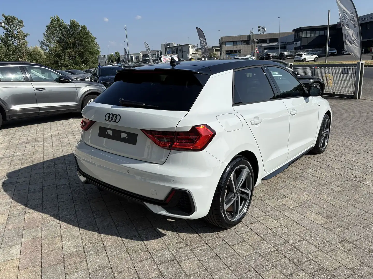 Audi A1 SPB 30 TFSI S line edition  bianca tetto nero Bianco - 2