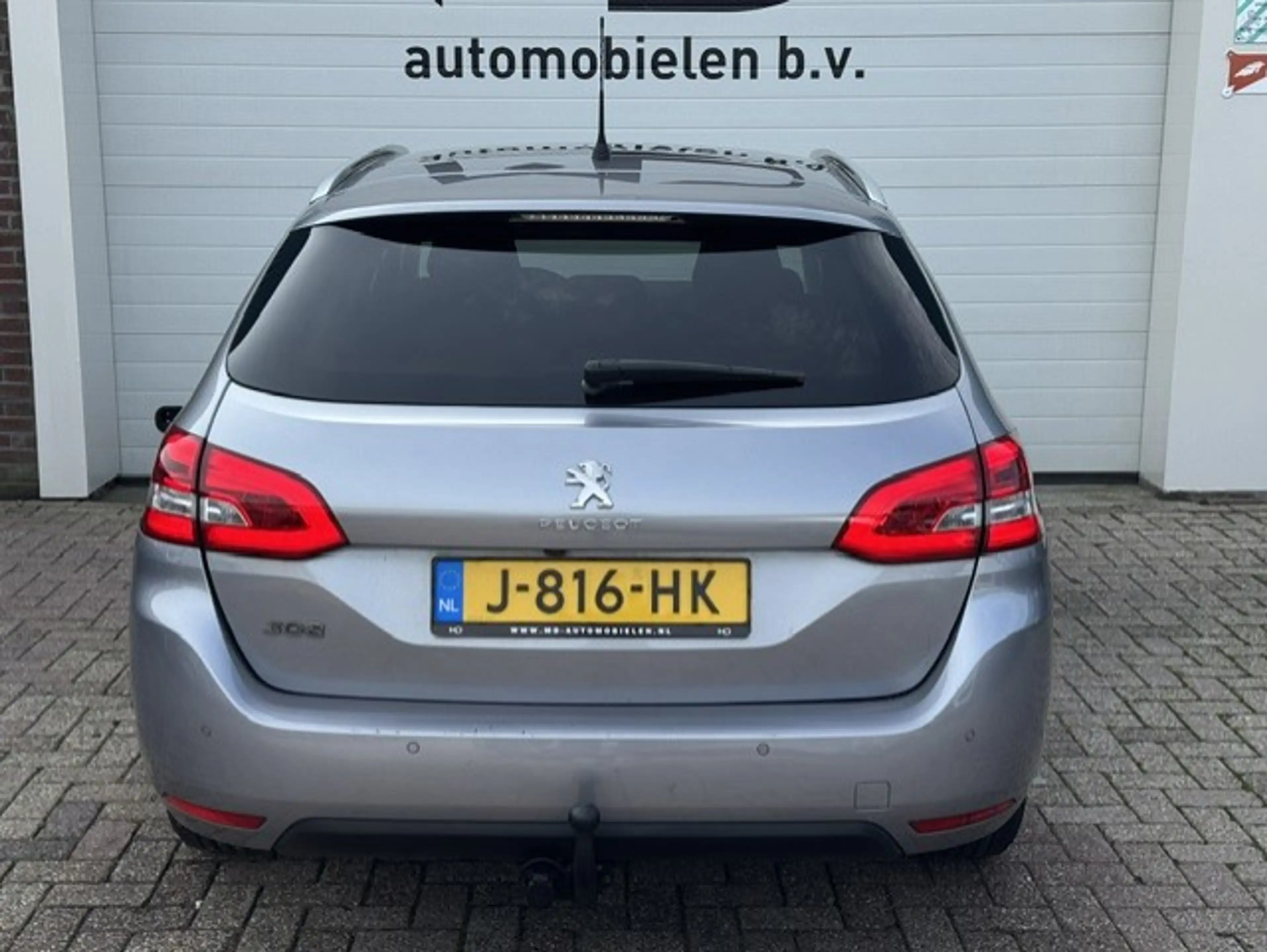 Peugeot 308 SW 1.2 Automaat - Trekhaak - LED - Panorama dak — photo 8