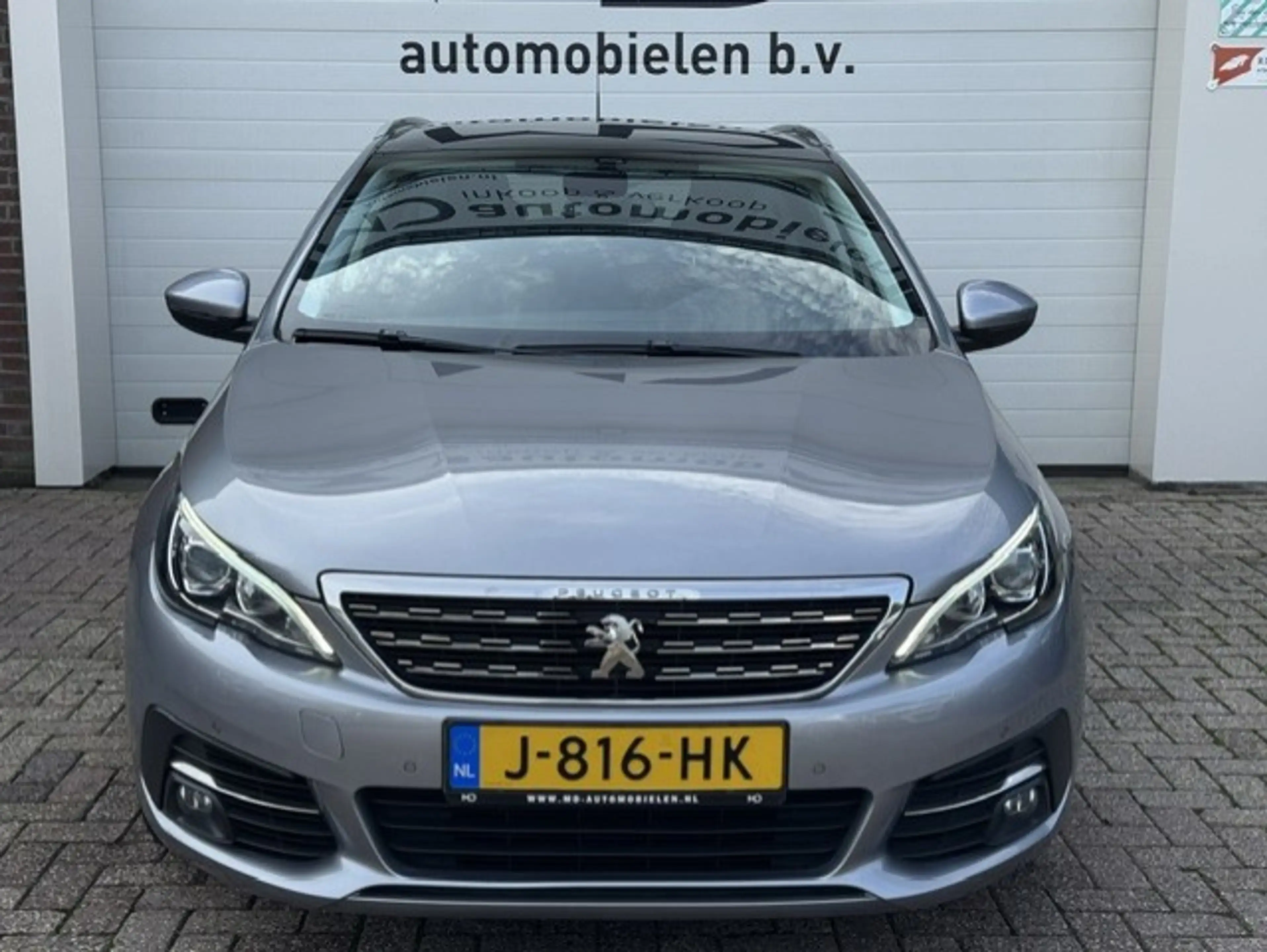 Peugeot 308 SW 1.2 Automaat - Trekhaak - LED - Panorama dak — photo 2