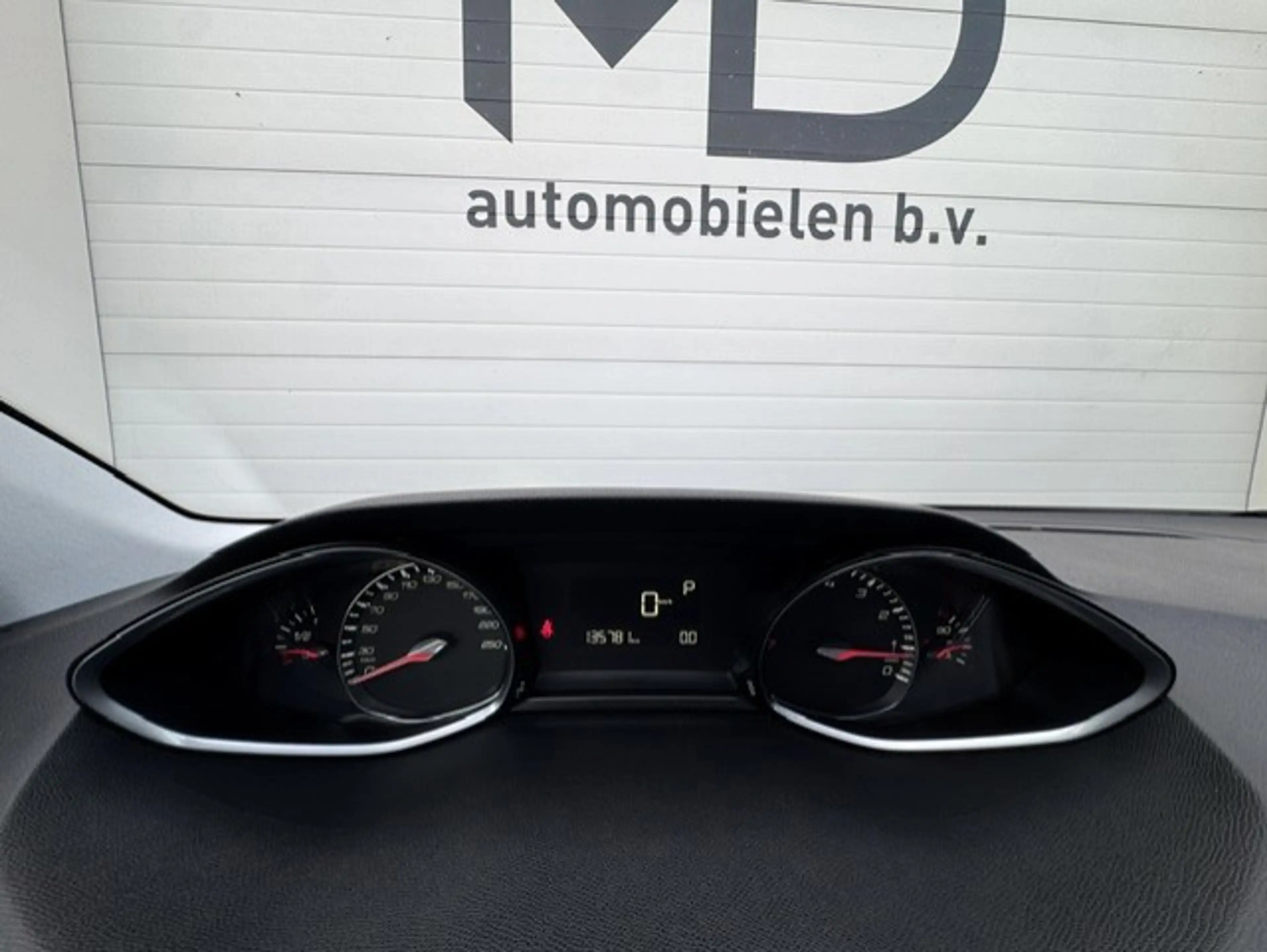 Peugeot 308 SW 1.2 Automaat - Trekhaak - LED - Panorama dak — photo 25