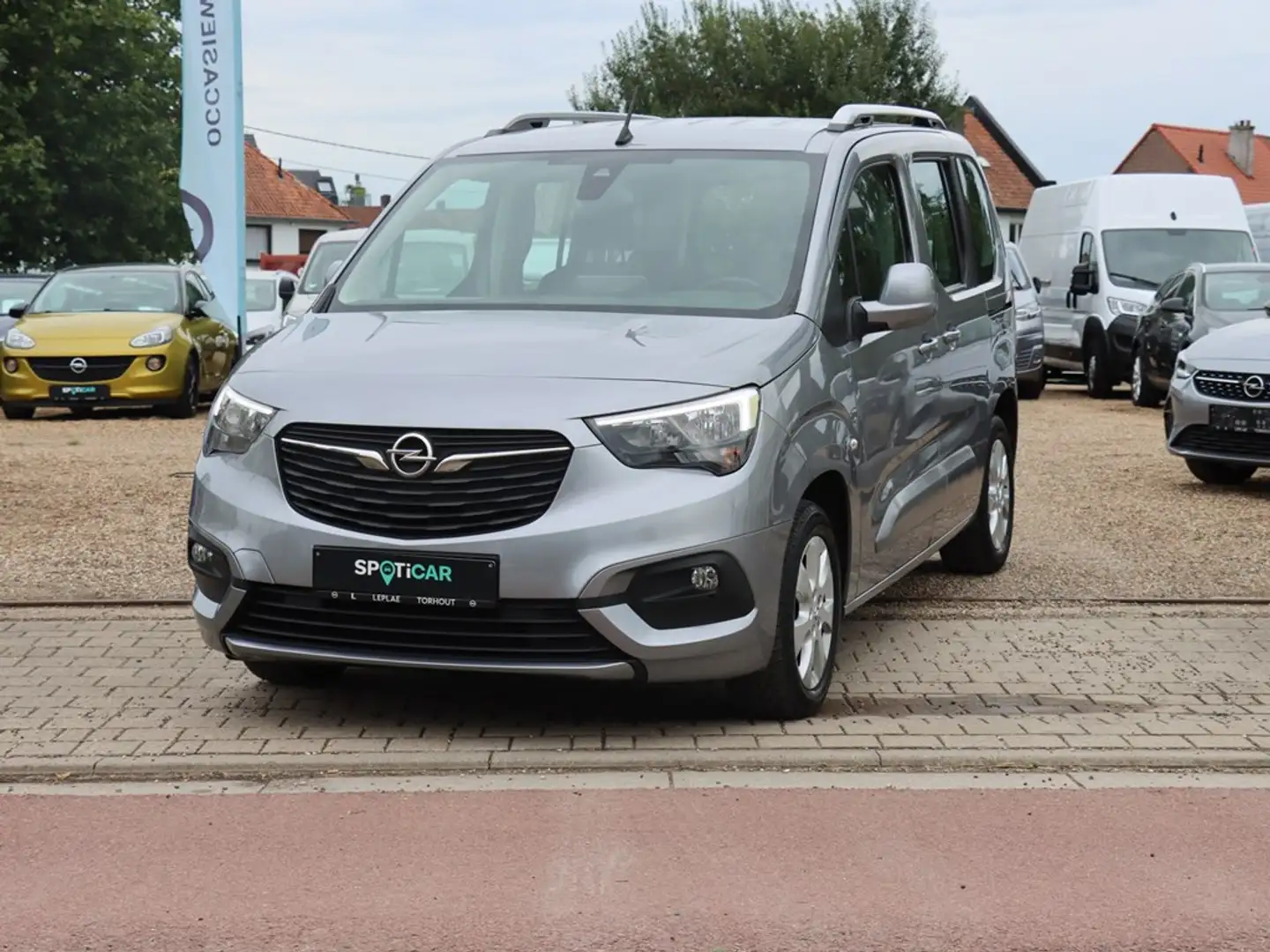 Opel Combo Life EDITION 1.2T 110PK *CAMERA* Gris - 1