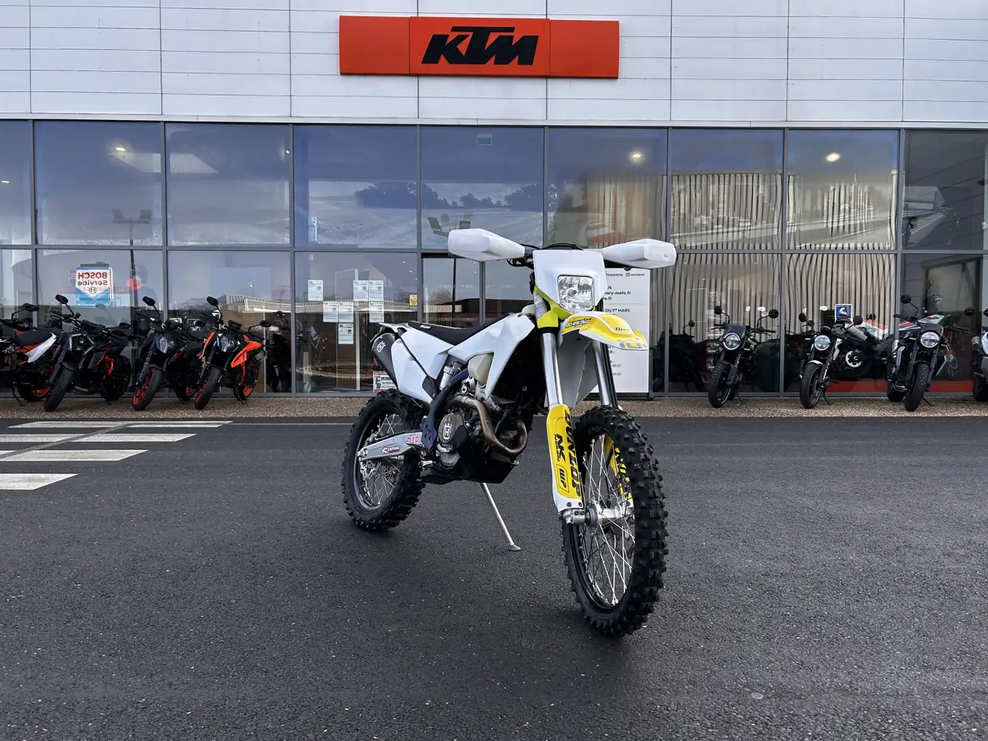 Husqvarna FE 250 Alb - 2