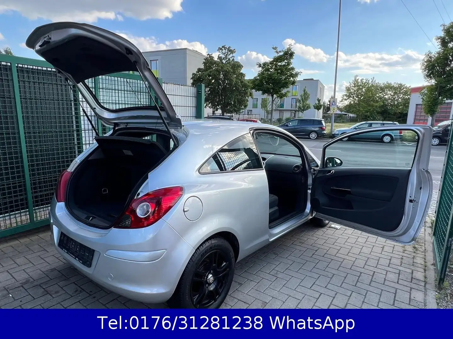Opel Corsa D Edition !! Automatik !! Klima !! Tüv-Neu Silber - 2