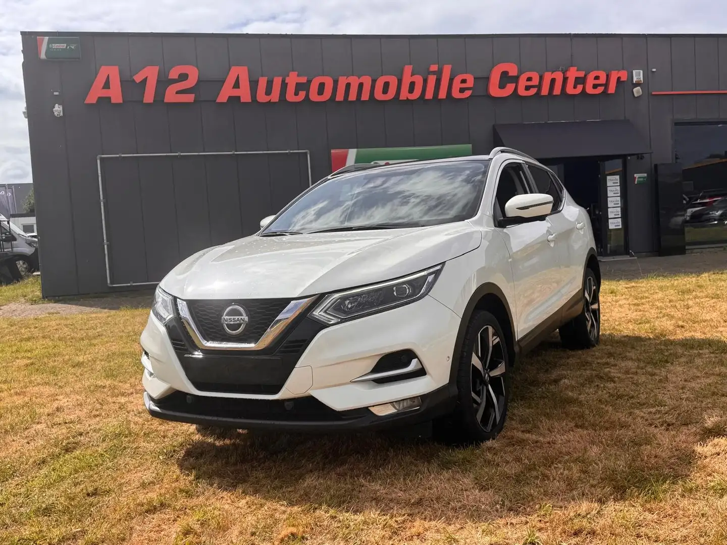 Nissan Qashqai 1.3 DIG-T Business Ed. | Pano Dak | Camera | Navi Blanc - 1