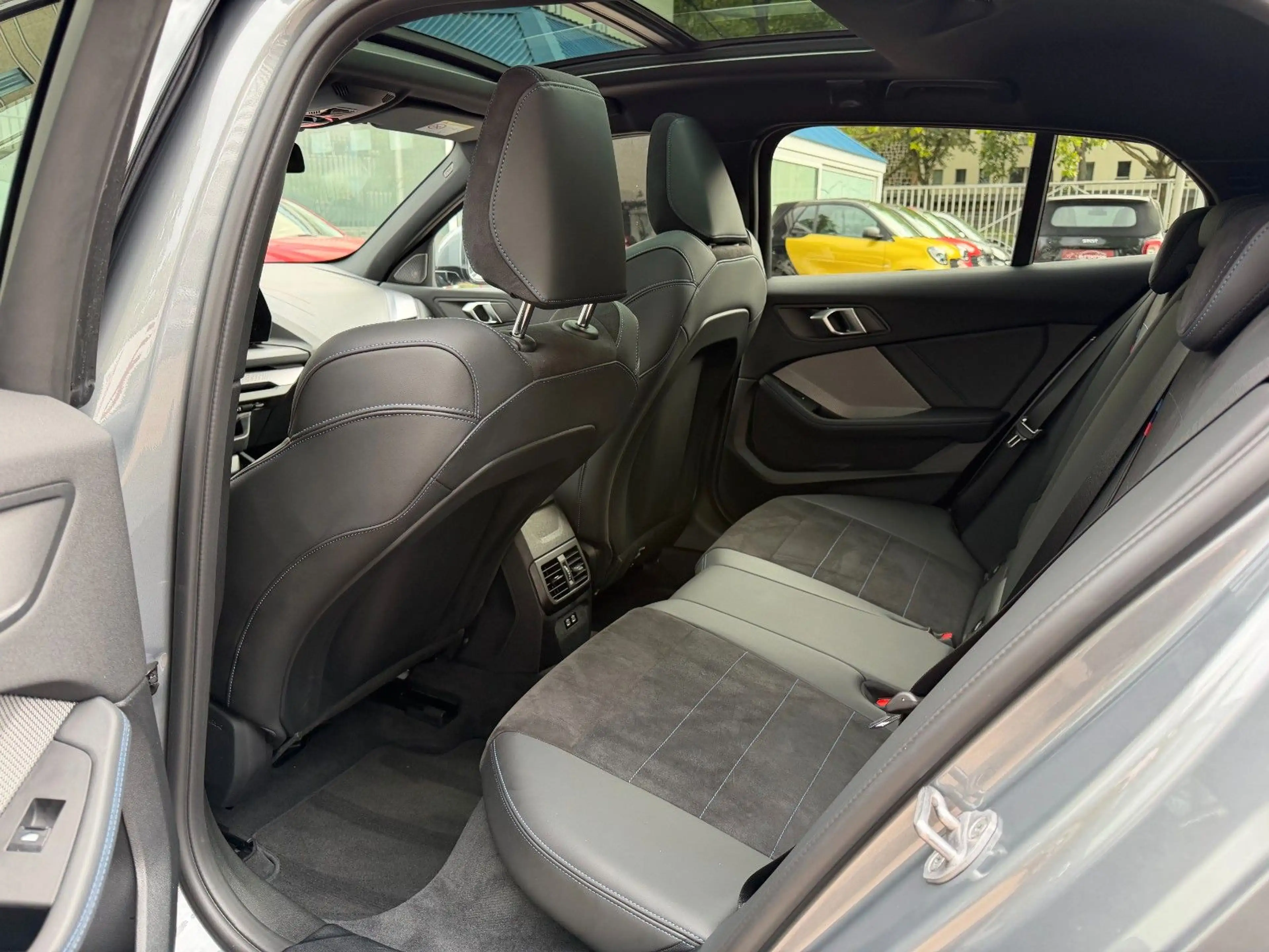 BMW 120 Aut.*M-SPORT*PANO*LEDER*H/K*HuD*360° — photo 15