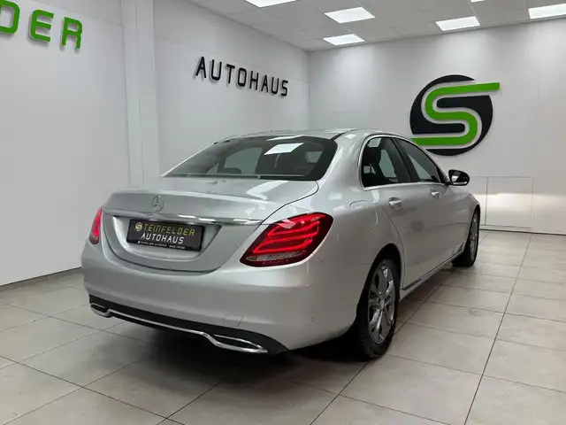 Mercedes-Benz C-Class view 4