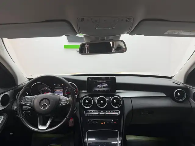 Mercedes-Benz C-Class view 14