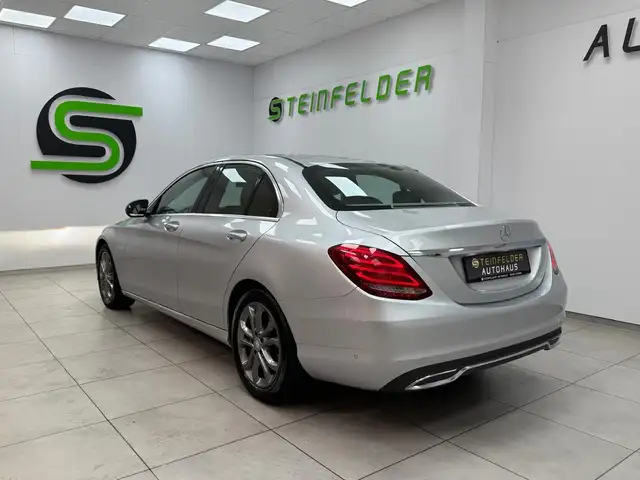 Mercedes-Benz C-Class view 6