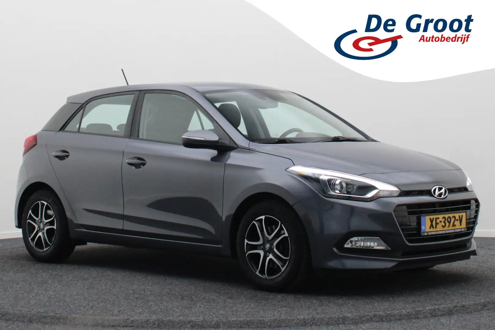 Hyundai i20 1.0 T-GDI Comfort Camera, Navigatie, Climate, DAB, Grijs - 1