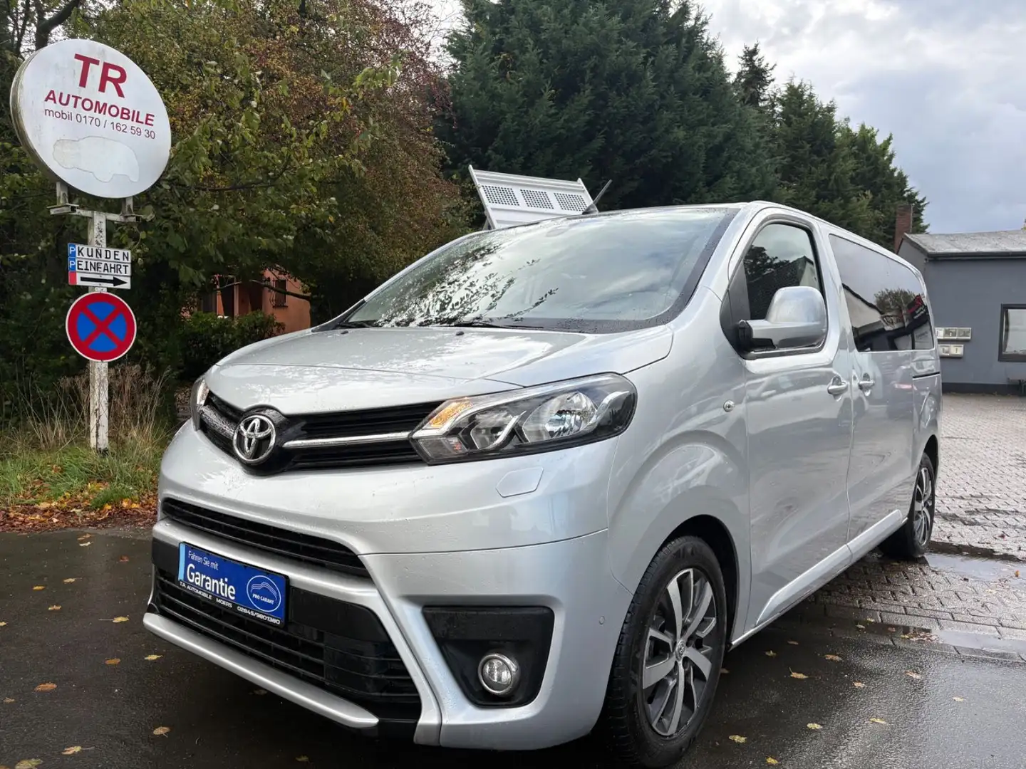 Toyota Proace Verso L1 Family Comfort Silber - 1