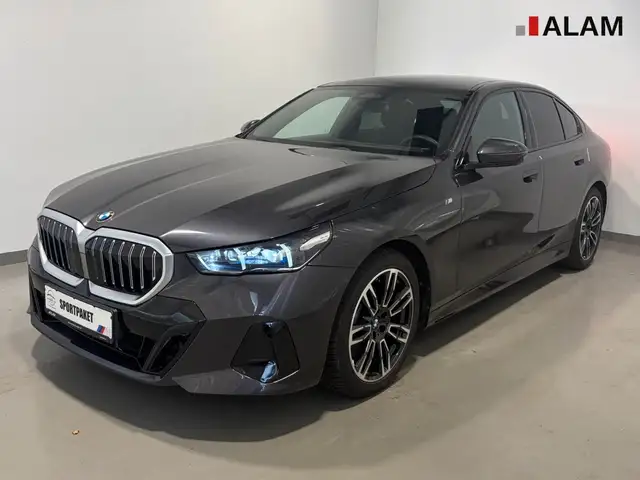 Bmw 520 d M Sport ACC Lane Pano Side ViCo B&W Sound