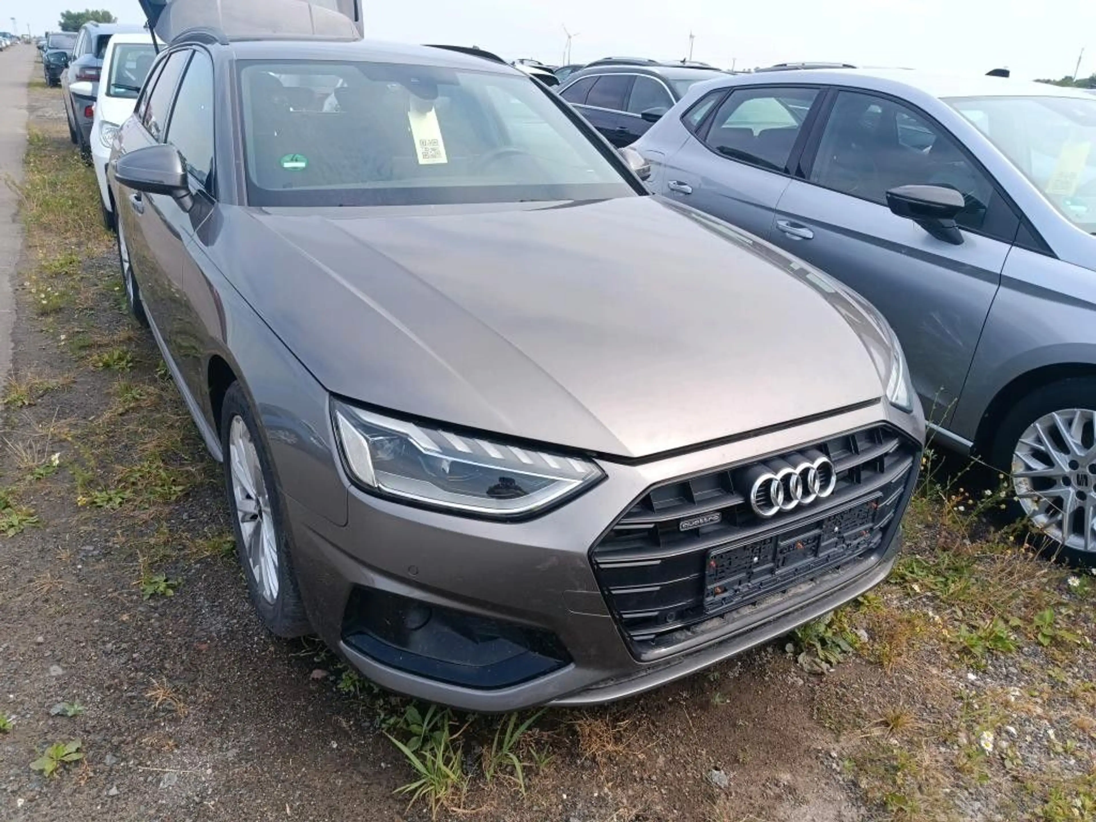 Audi A4 Avant 45 TFSI quattro Navi ACC RearView LED — photo 2