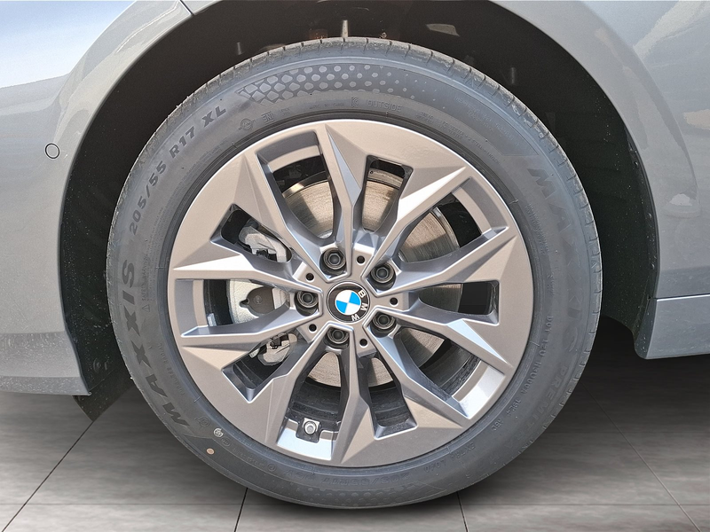 BMW 120 i — photo 6