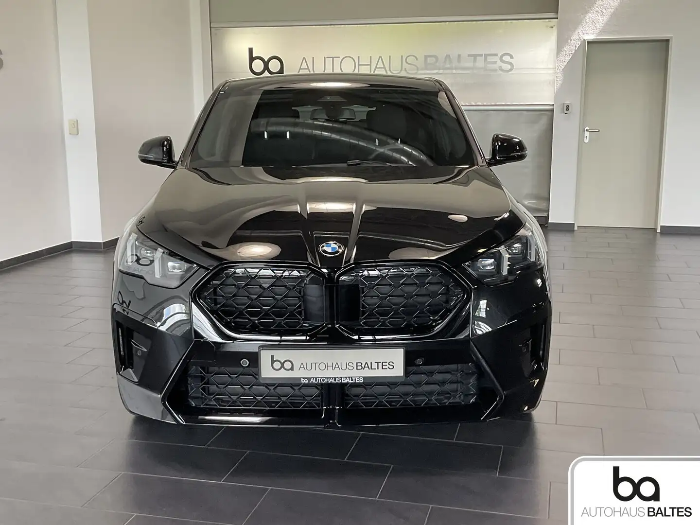 BMW X2 X2 xDrive 20d M Sport Pro 20"/Pano/Driv/Park/AHK Schwarz - 2