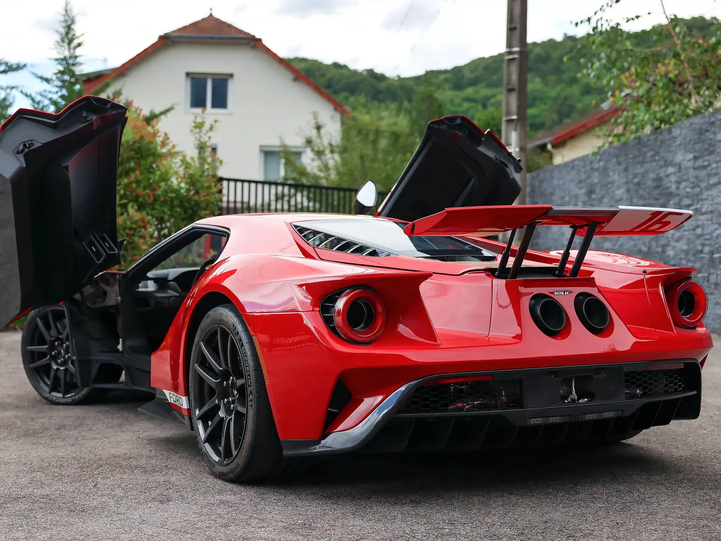 Ford GT Heritage Edition Alan Mann Roşu - 2