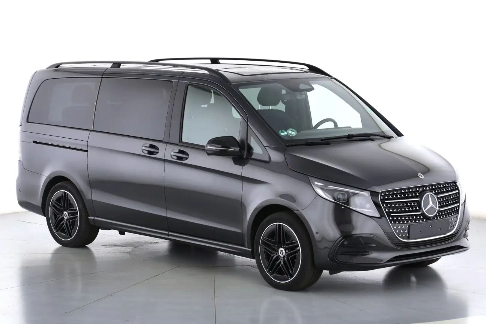 Mercedes-Benz V 300 d Style Lang L2 AMG Line Night+Distro+AHK Szürke - 2