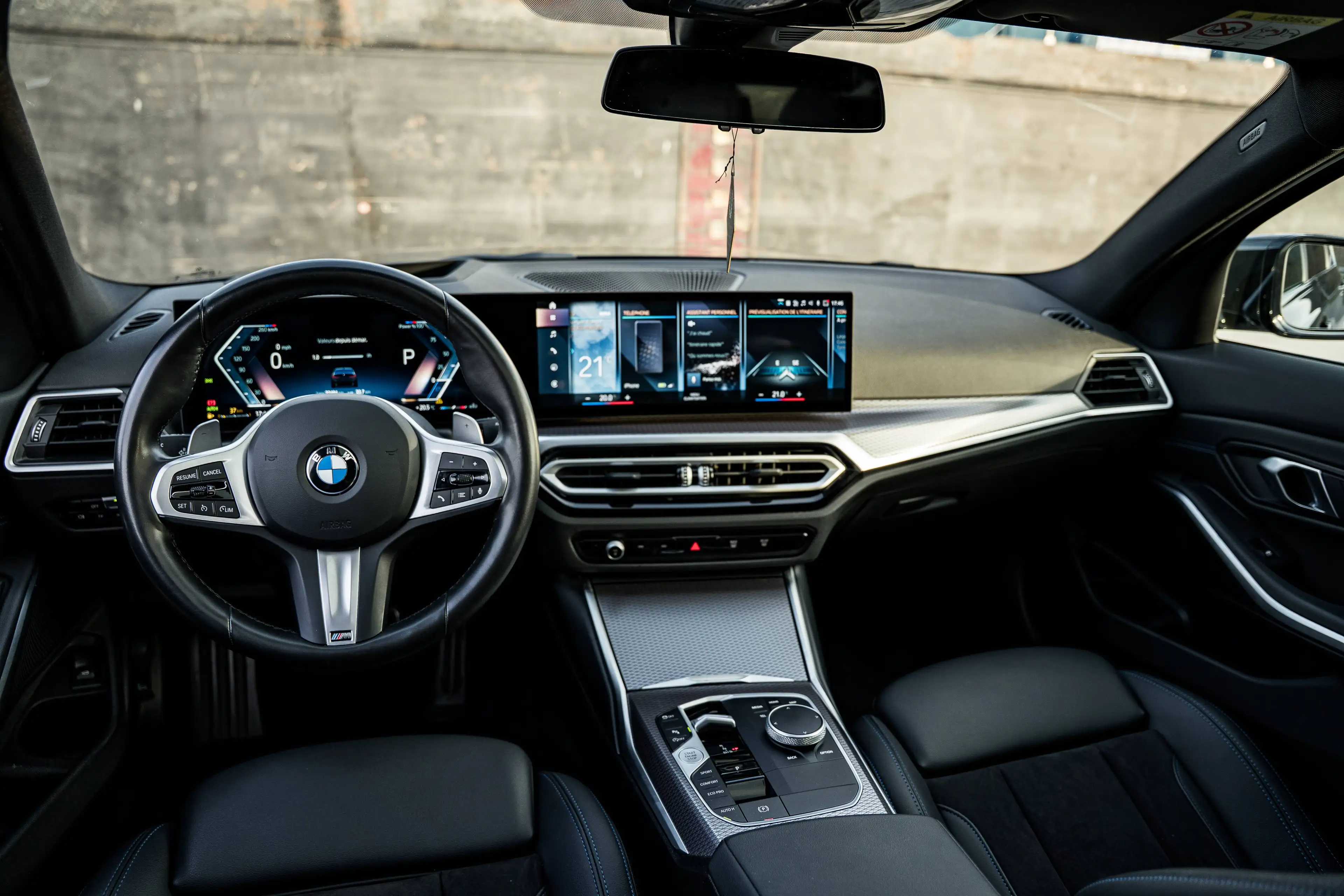 BMW 318 i*PACK M*FACELIFT*LED*HUD*TOIT OUVRANT* — photo 13