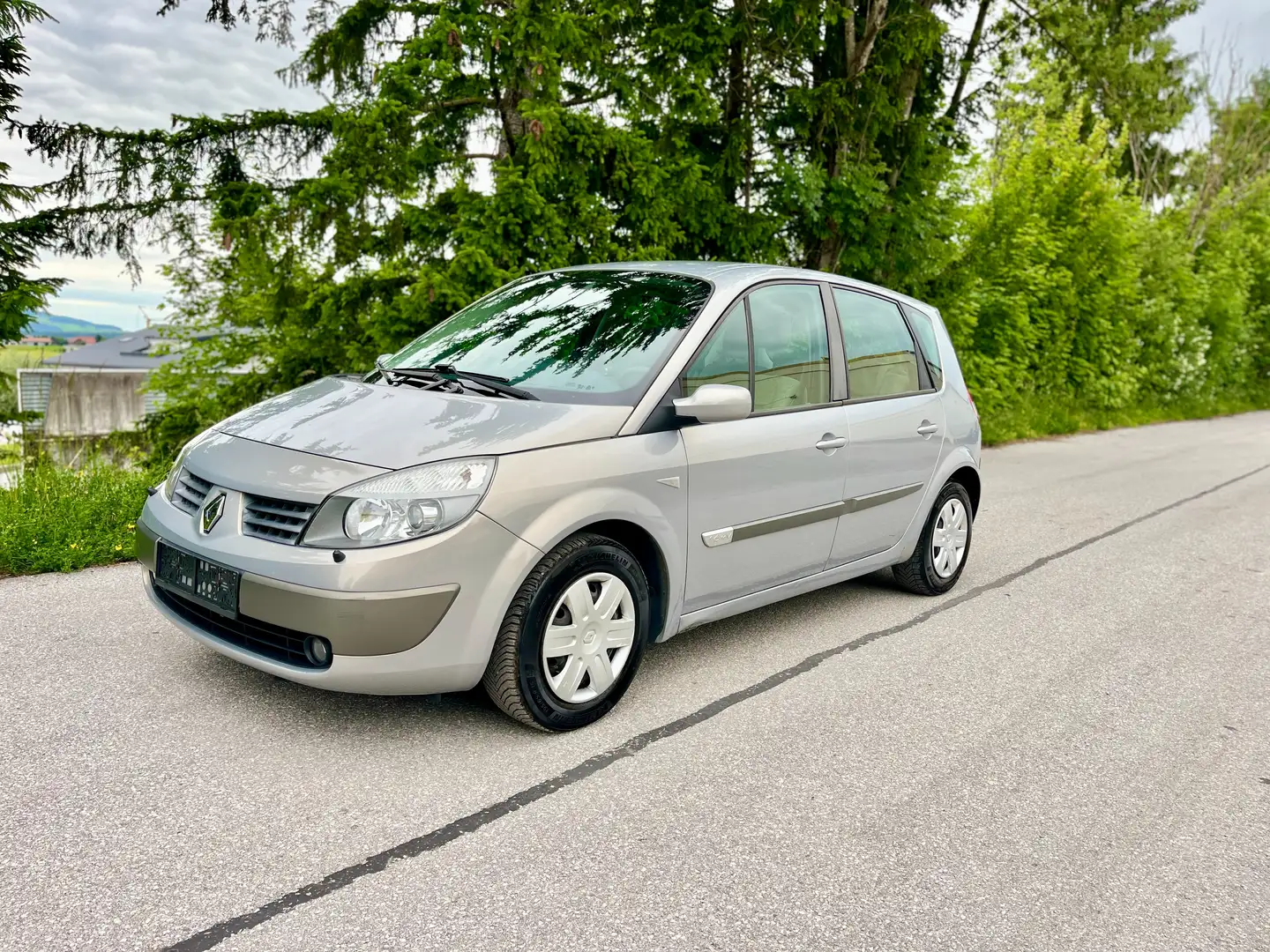 Renault Scenic Exception 1,6 16V Benziener nur 136000km Braun - 2
