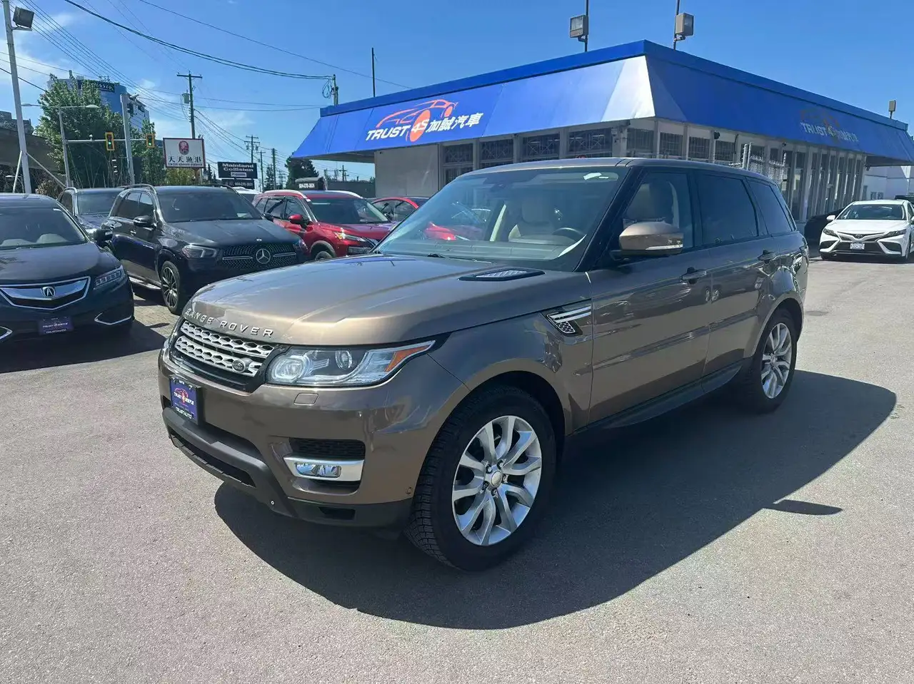 Land Rover Range Rover Sport снимка Land Rover Range Rover Sport
