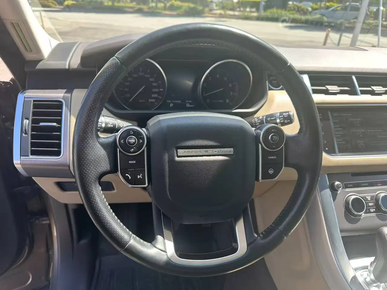 Land Rover Range Rover Sport снимка Land Rover Range Rover Sport