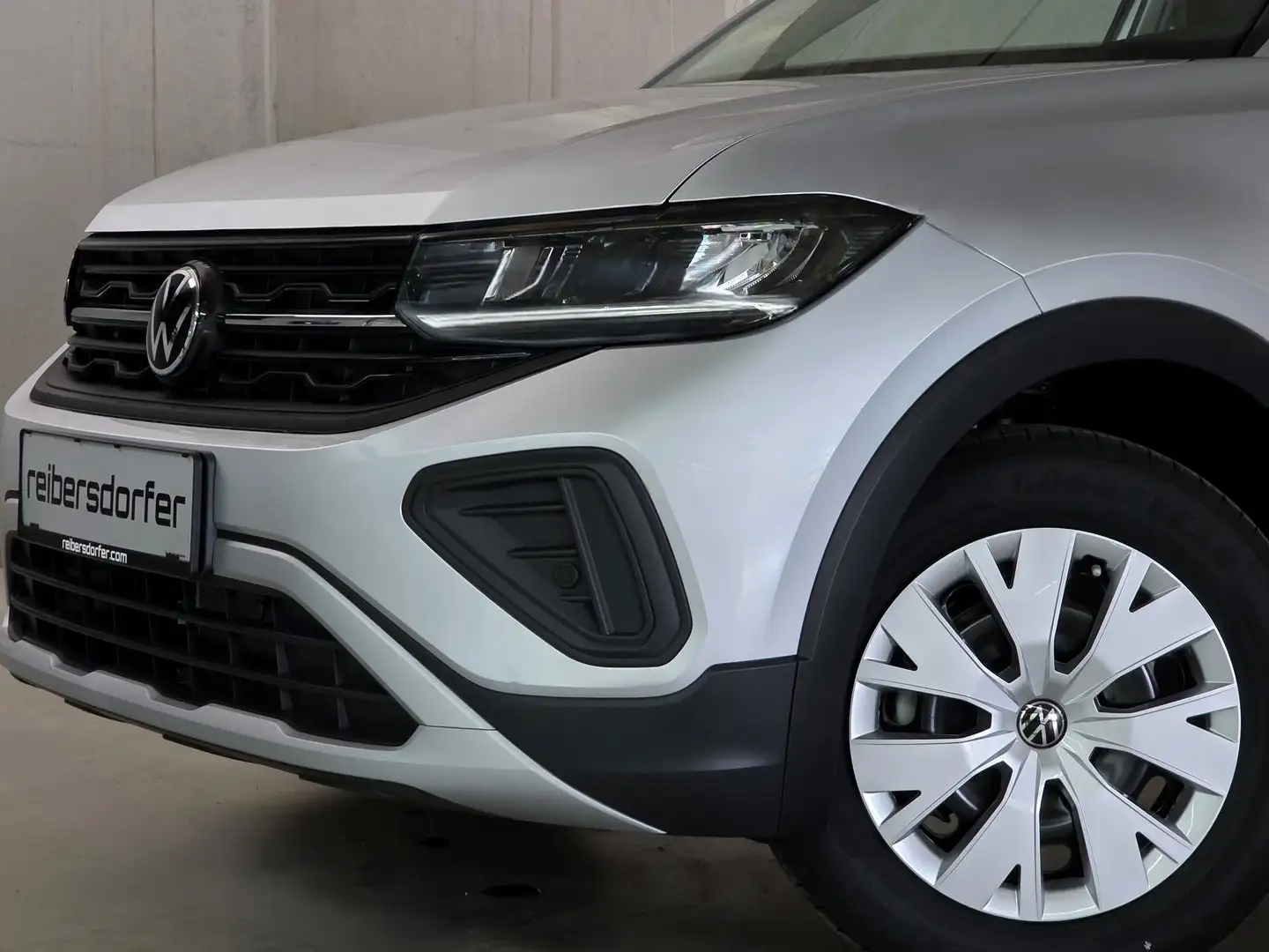Volkswagen T-Cross 4Me TSI Silber - 2