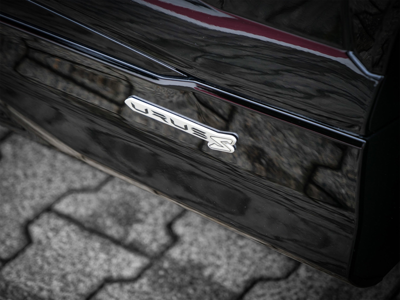 Lamborghini Urus S Nero Helene, Park Assistance Package — photo 10