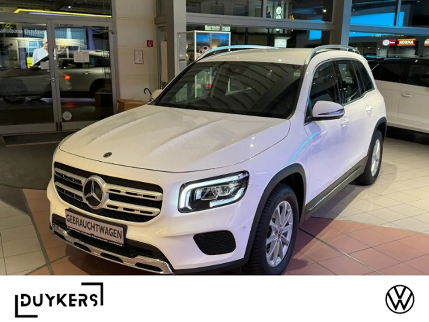 Mercedes-Benz GLB 200 d Progressive AHK NAVI RFK Weiß - 1