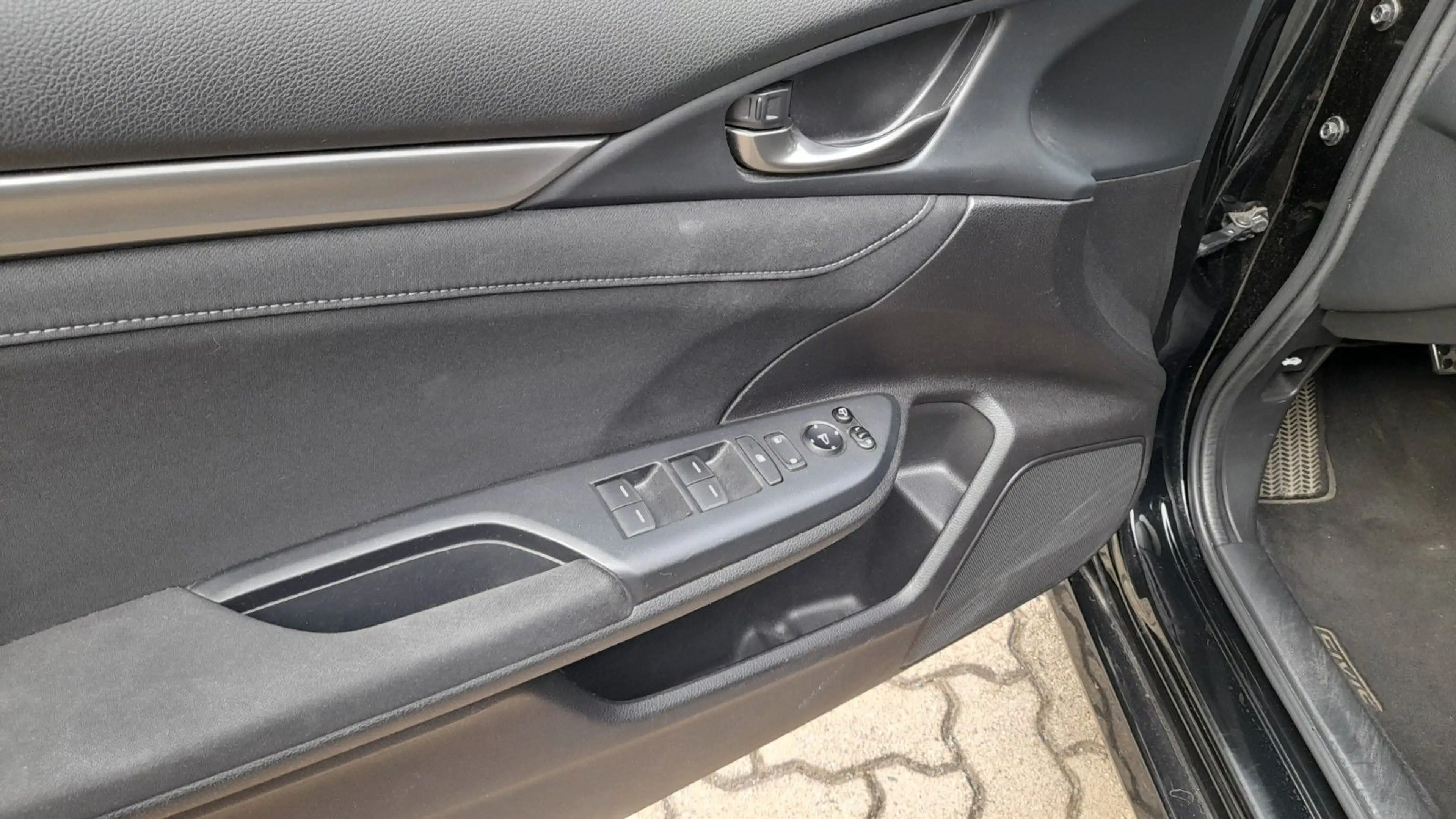 Honda Civic Lim. 5-trg. 1.6 i-DTEC Elegance — photo 15