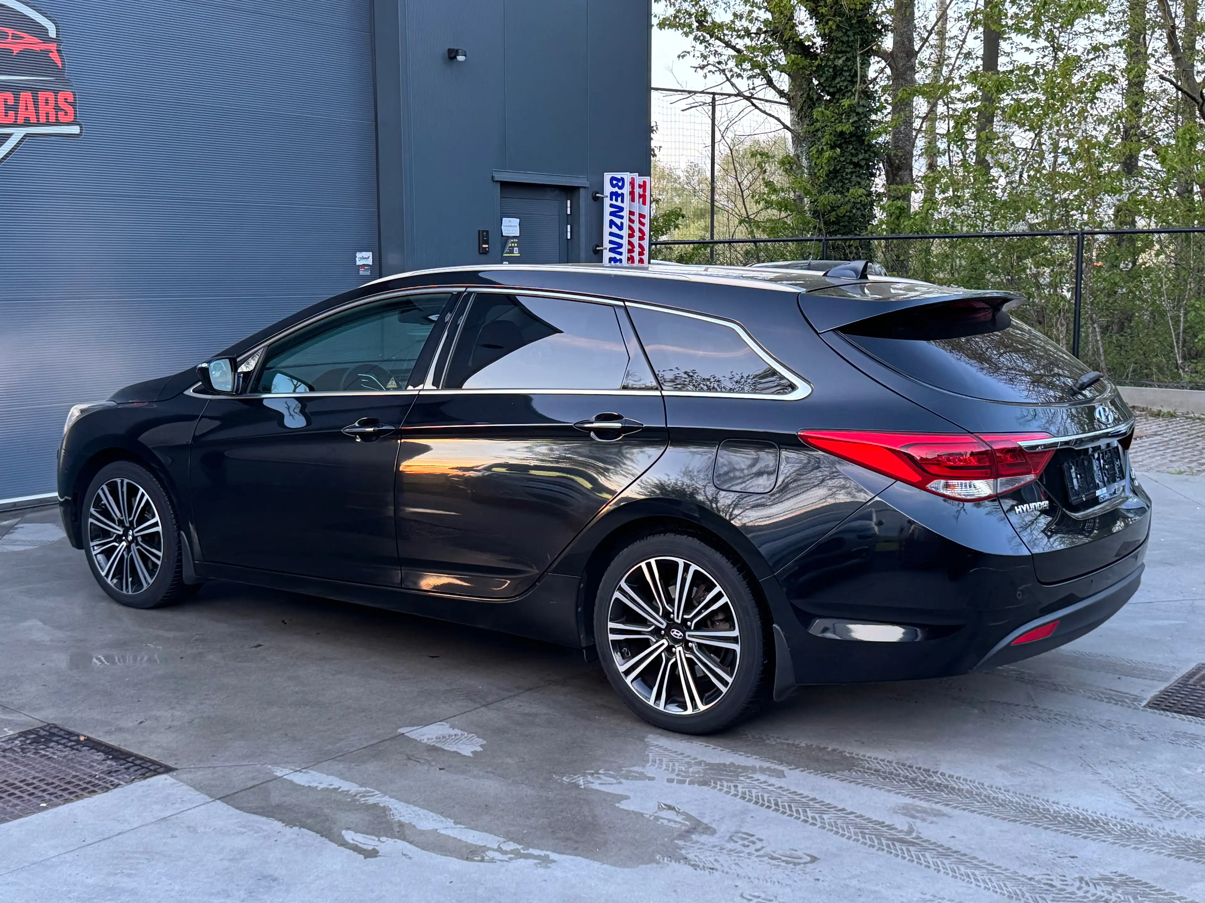 Hyundai i40 SW 1.7 CRDi Premium Automaat FULL — photo 3