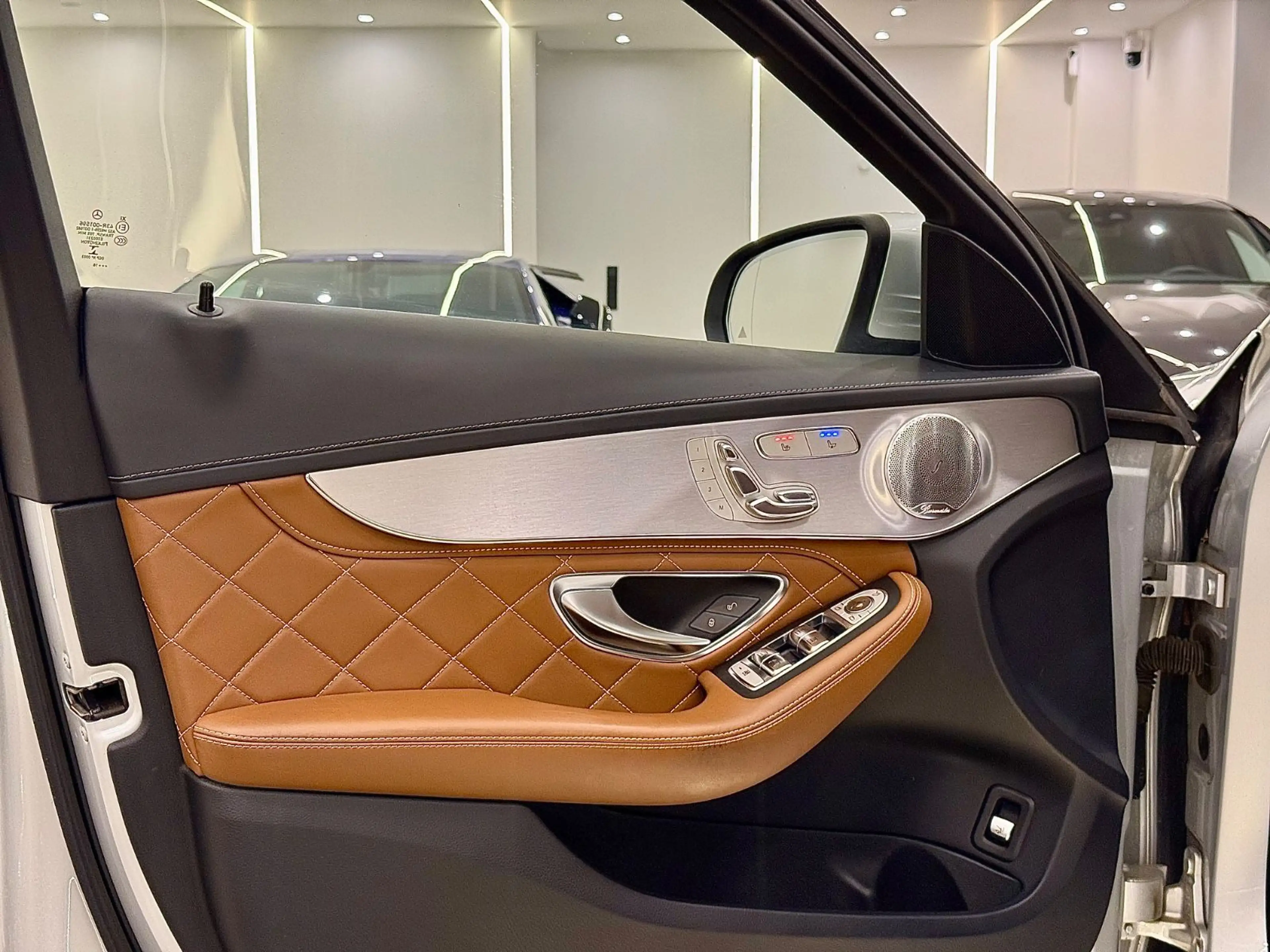Mercedes-Benz C 63 AMG C 63 S AMG Designo Pano/Burmester/Memory/360* — photo 17