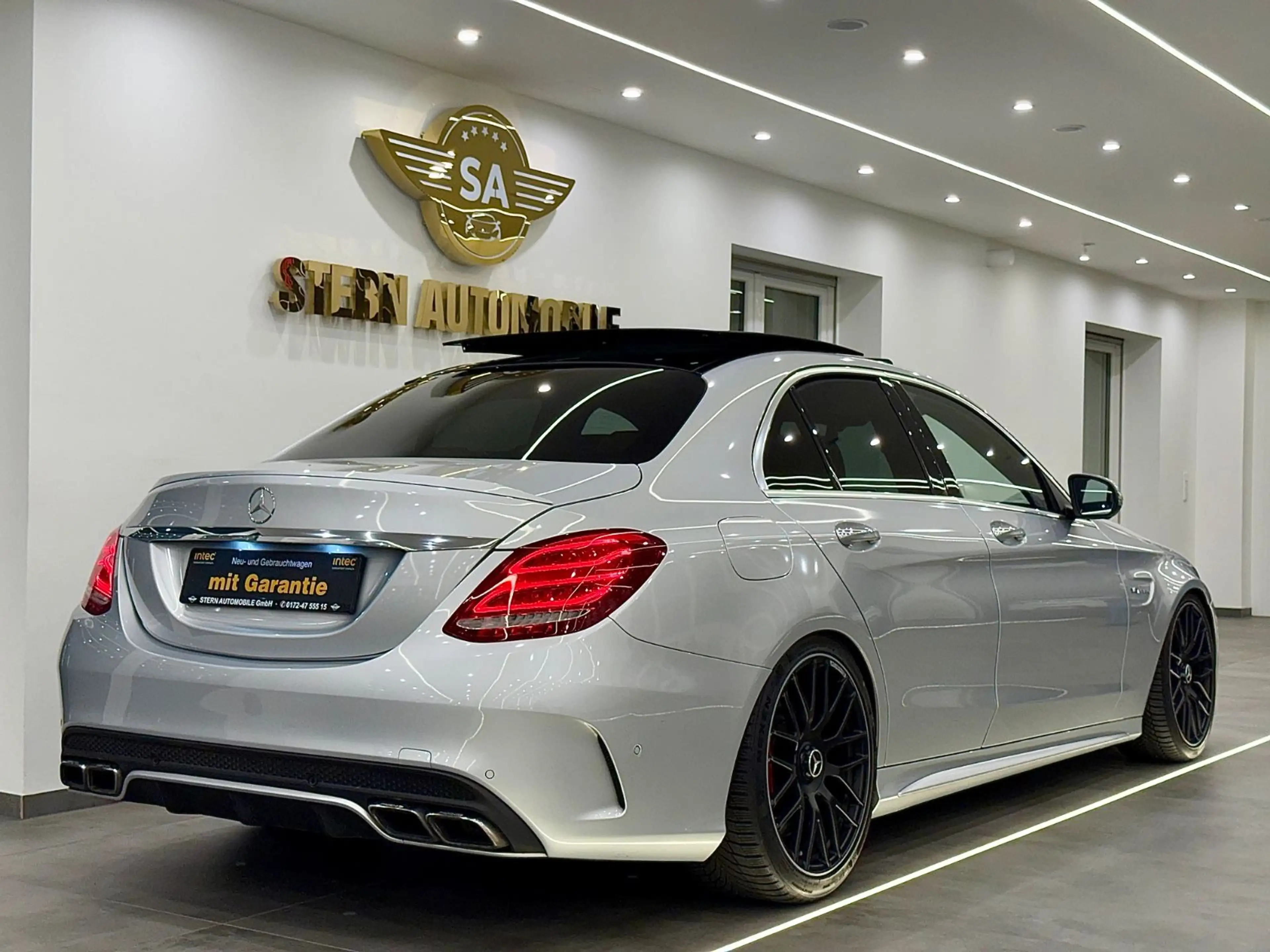 Mercedes-Benz C 63 AMG C 63 S AMG Designo Pano/Burmester/Memory/360* — photo 23