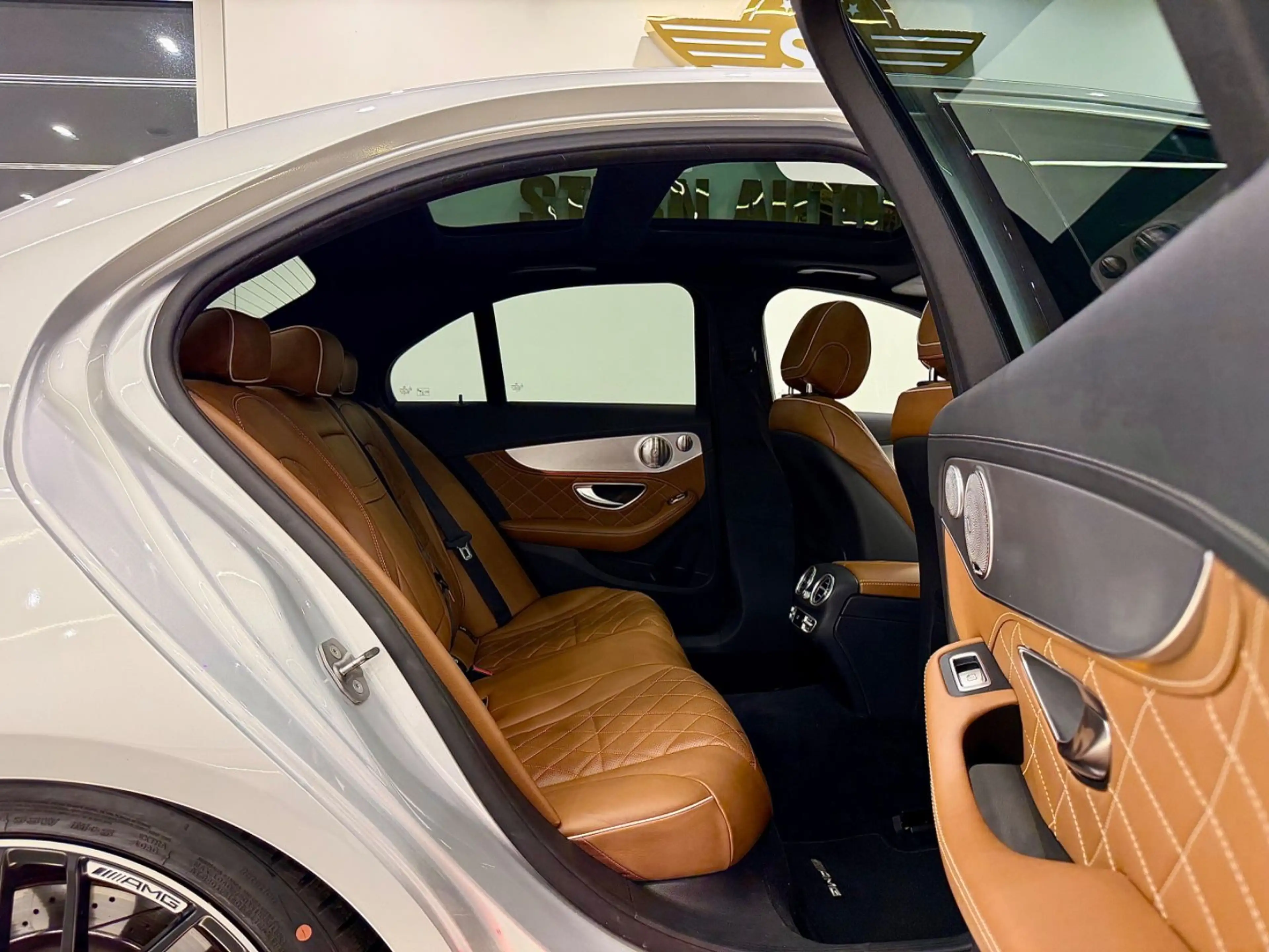 Mercedes-Benz C 63 AMG C 63 S AMG Designo Pano/Burmester/Memory/360* — photo 21