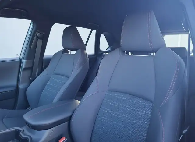 Toyota RAV4 view 11