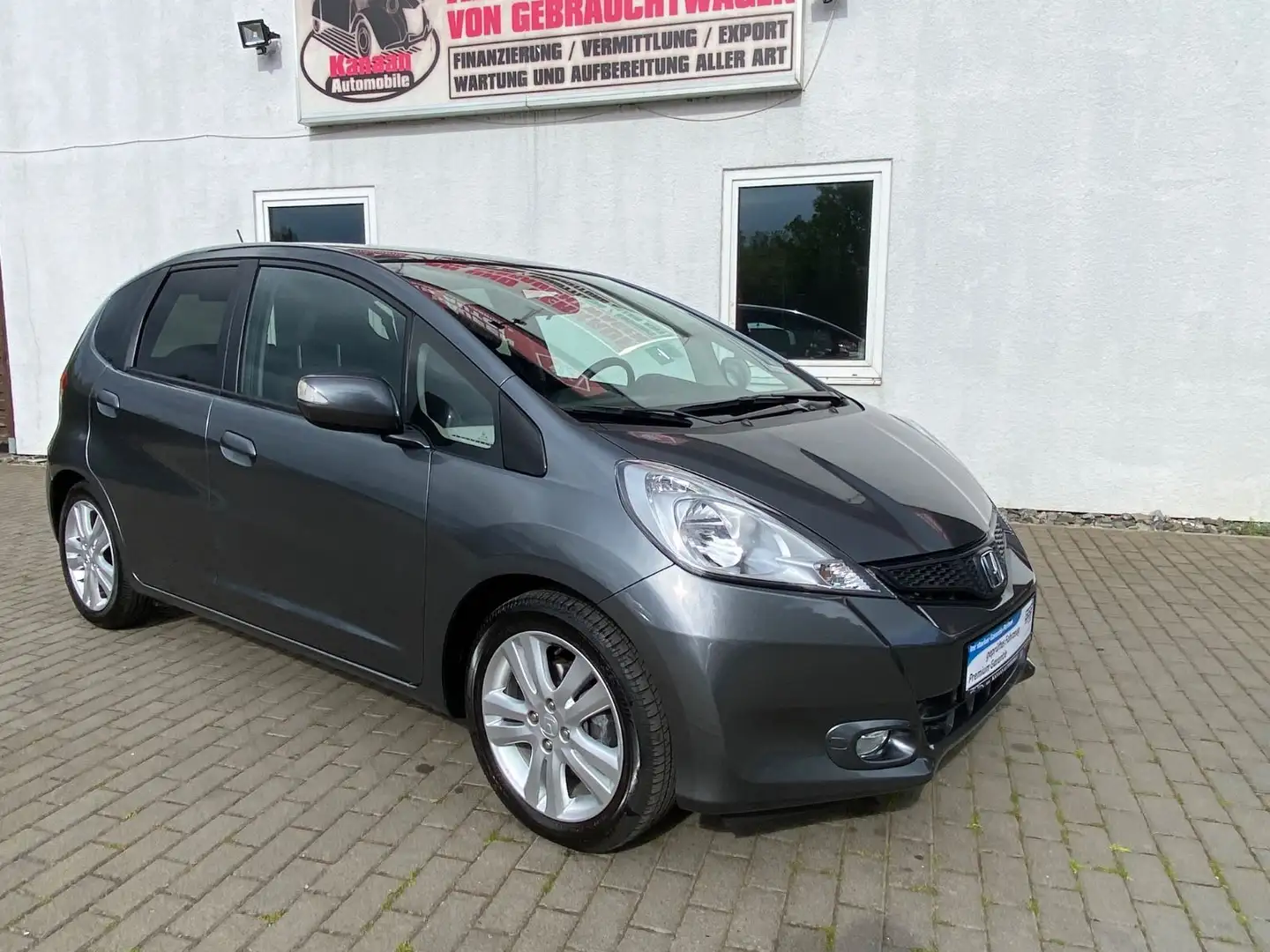 Honda Jazz 1.4 Comfort Plus 5.türig / Klimaautomatik/ Grau - 1