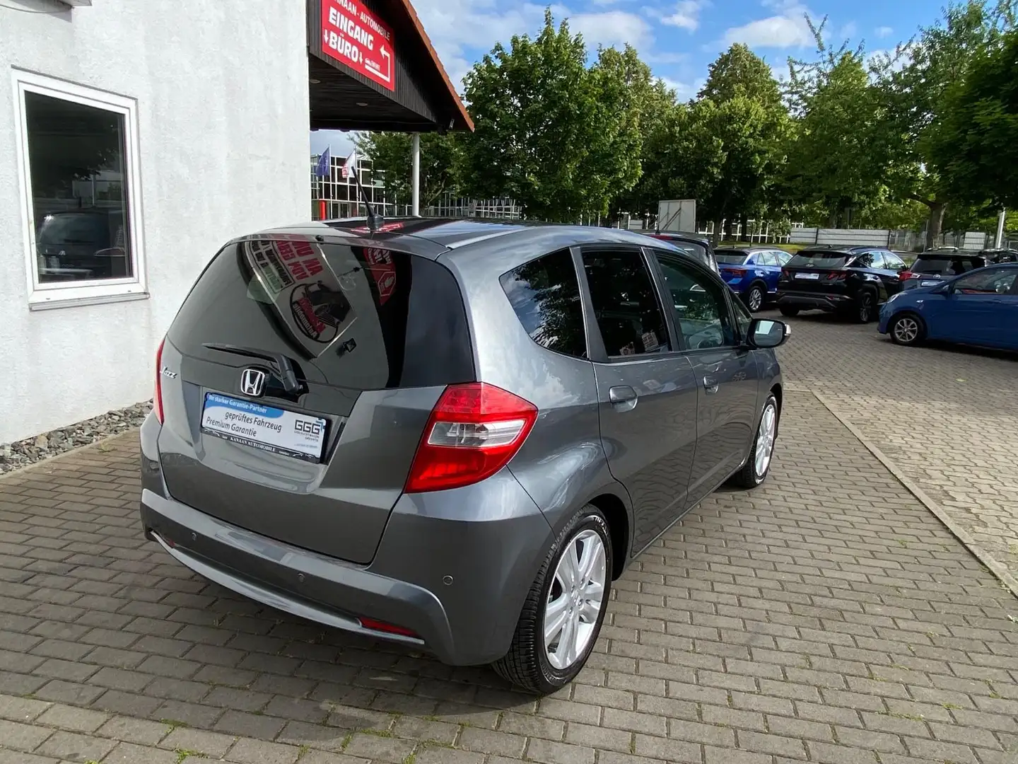 Honda Jazz 1.4 Comfort Plus 5.türig / Klimaautomatik/ Grau - 2
