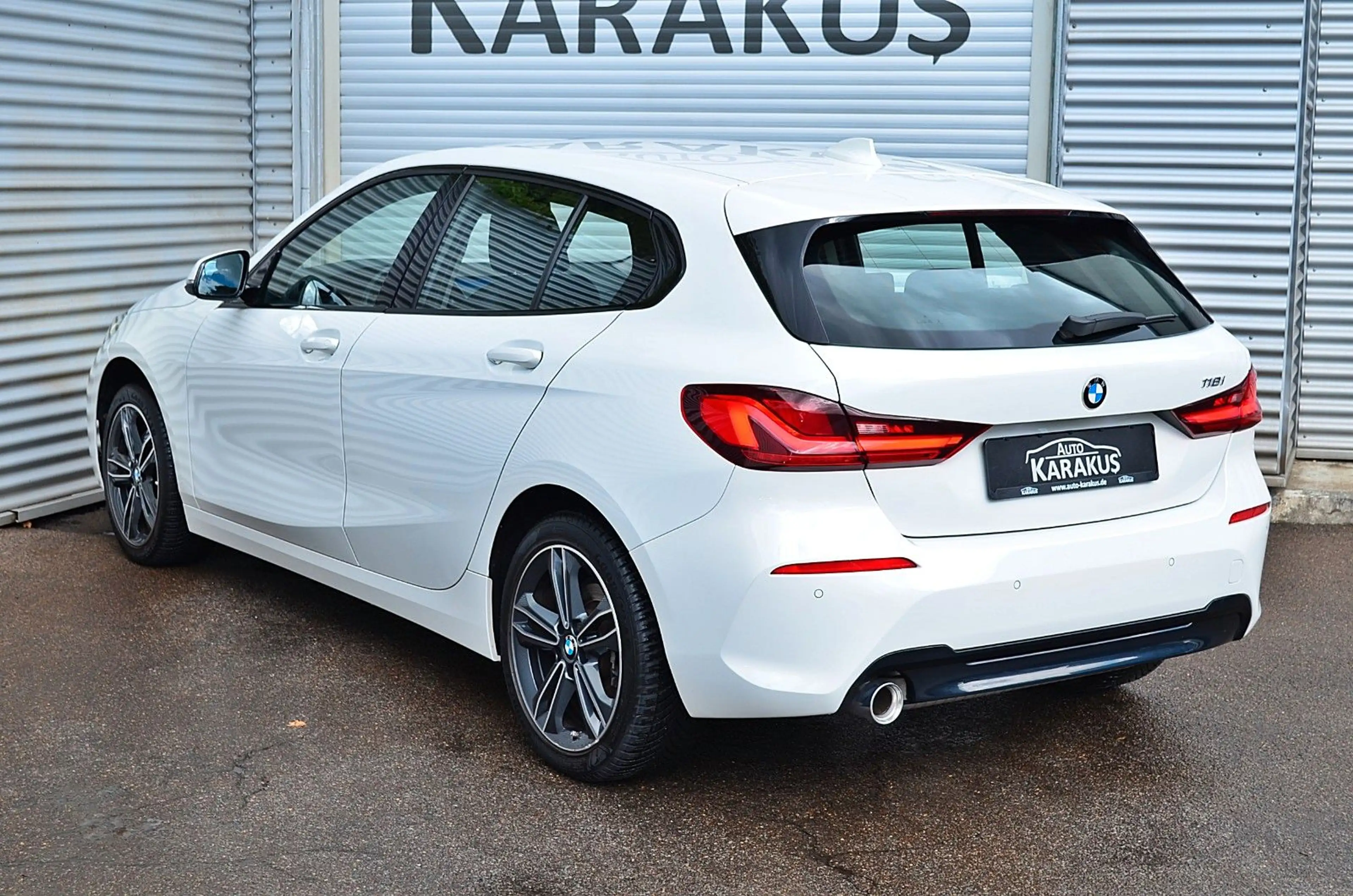 BMW 118 i Sport Line "Navi/Live/CarPlay/Autom./S.H" — photo 10