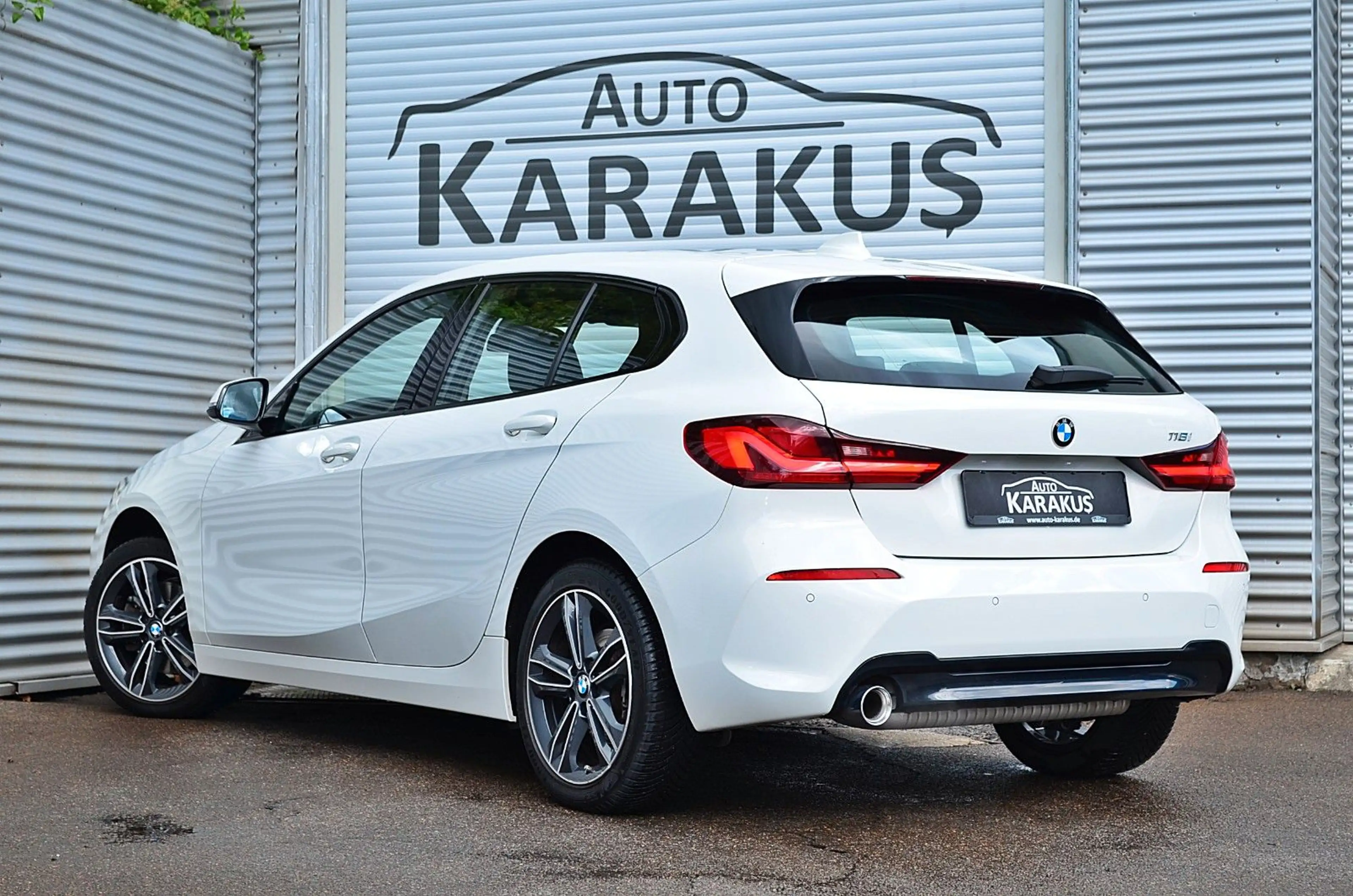 BMW 118 i Sport Line "Navi/Live/CarPlay/Autom./S.H" — photo 7