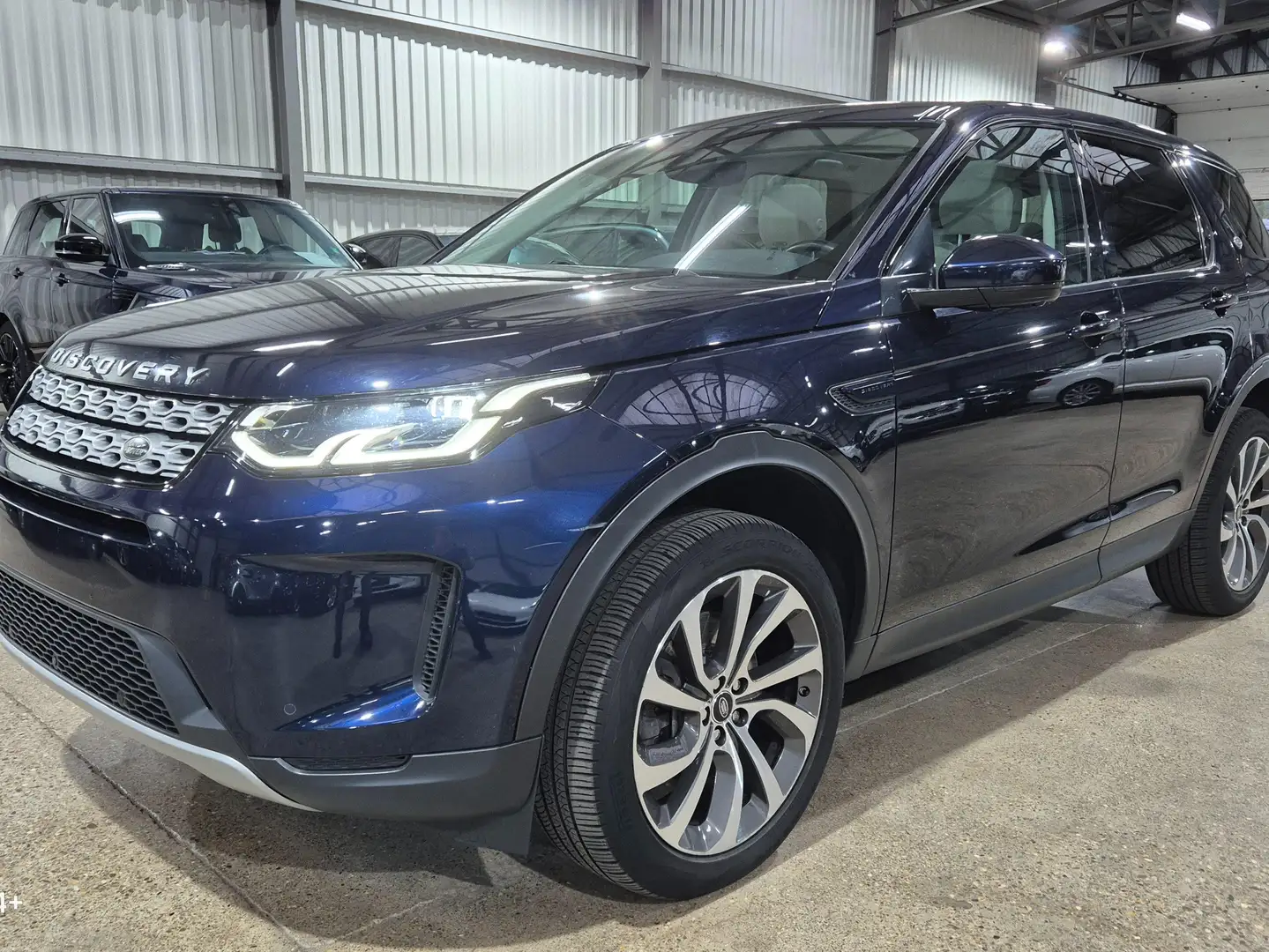 Land Rover Discovery Sport Discovery Sport D150 SE Bleu - 1