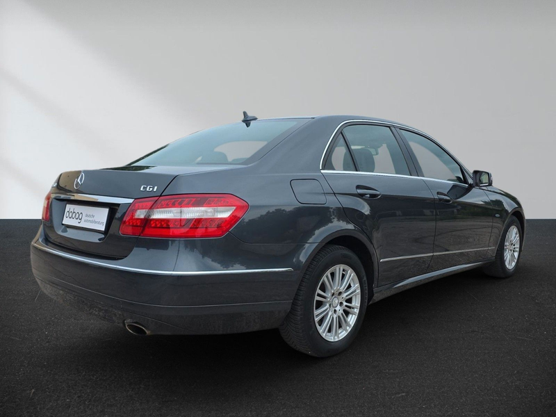Mercedes-Benz E 350 CGI Limousine 1 Hand Scheckheft — photo 6