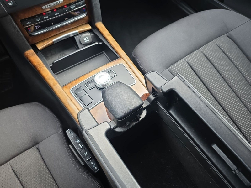 Mercedes-Benz E 350 CGI Limousine 1 Hand Scheckheft — photo 15