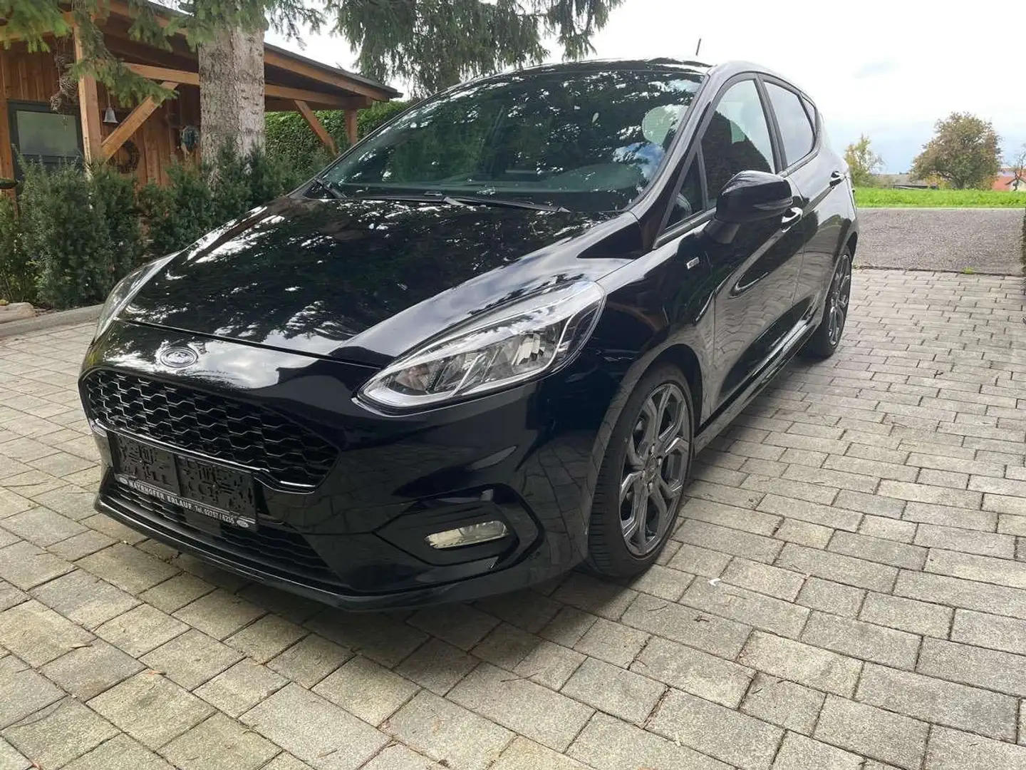Ford Fiesta Fiesta Active 1,0 EcoBoost Start/Stop Active Schwarz - 1