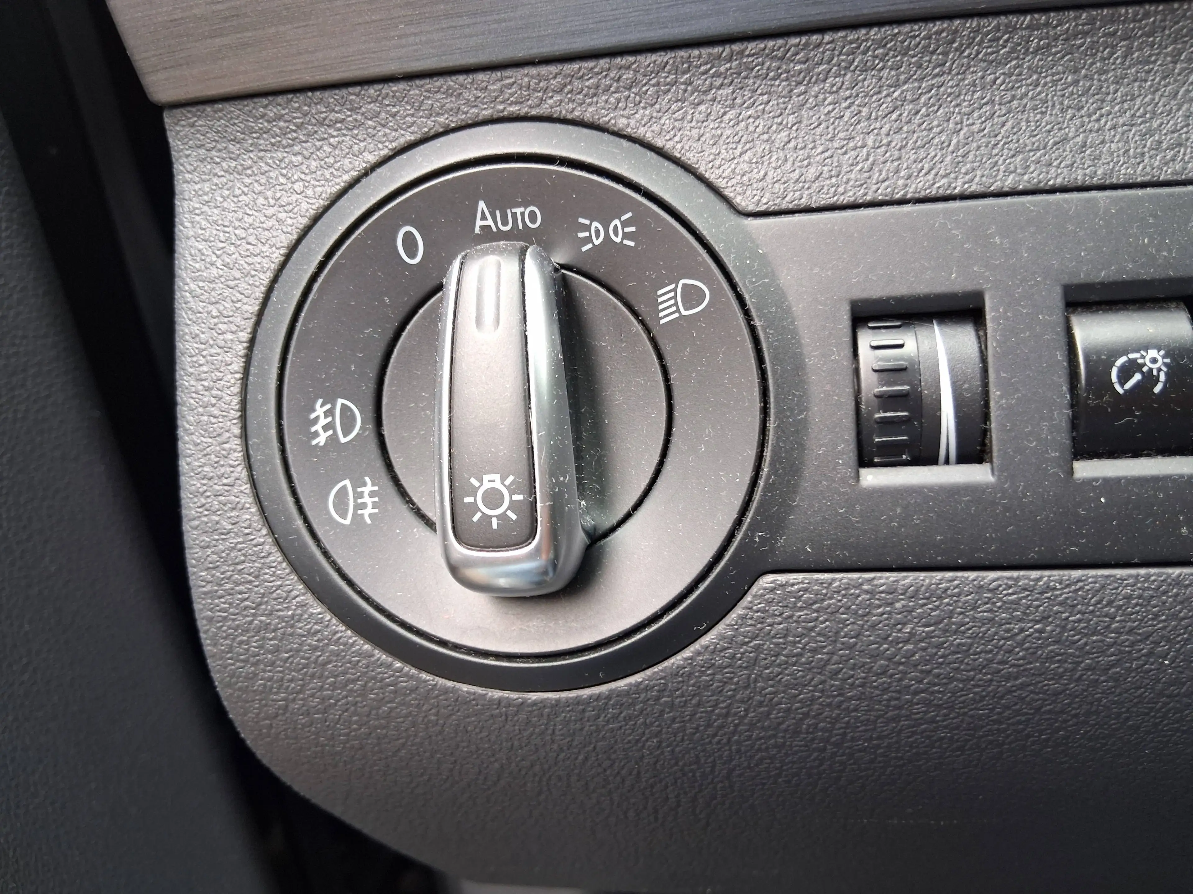 Volkswagen Cross Touran 2.0 TDI DPF DSG-Automatik — photo 11
