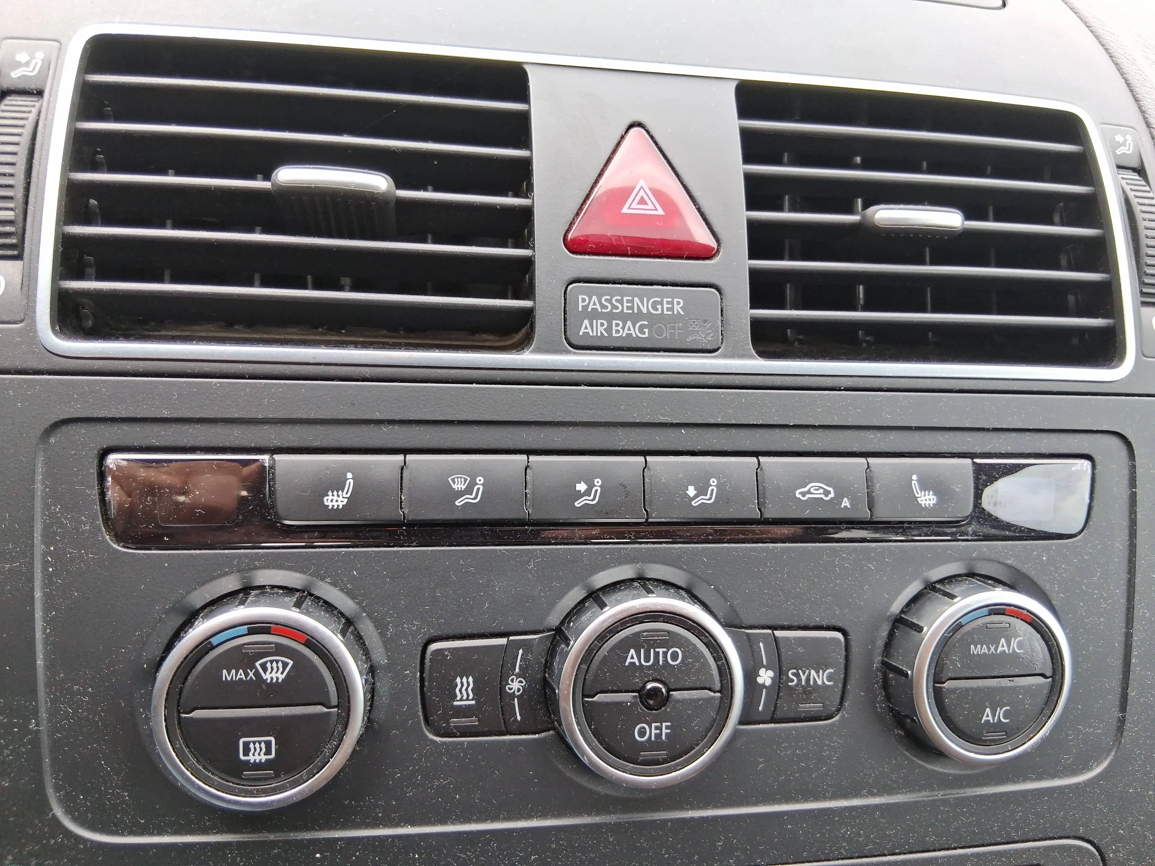 Volkswagen Cross Touran 2.0 TDI DPF DSG-Automatik — photo 14