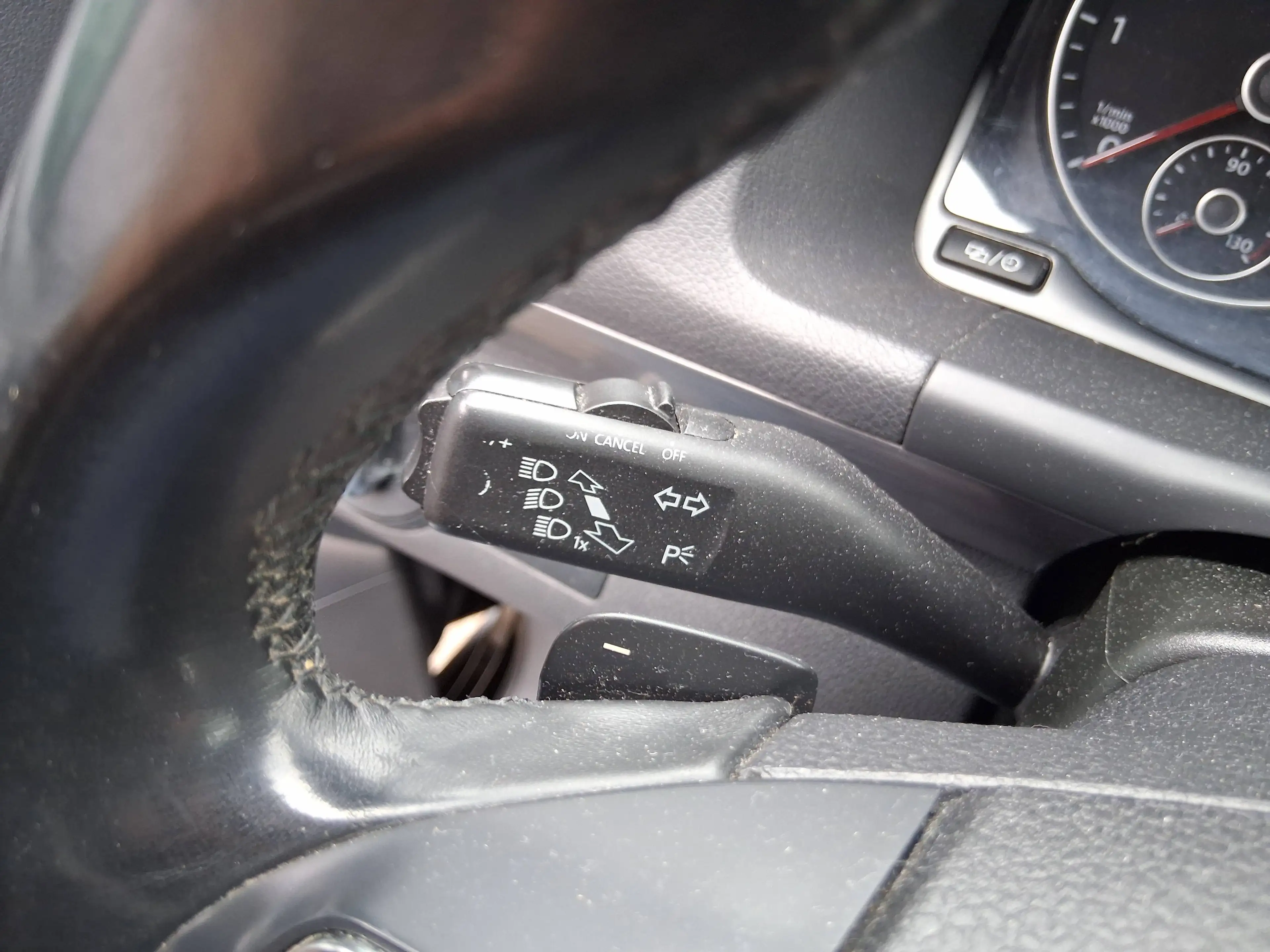 Volkswagen Cross Touran 2.0 TDI DPF DSG-Automatik — photo 10