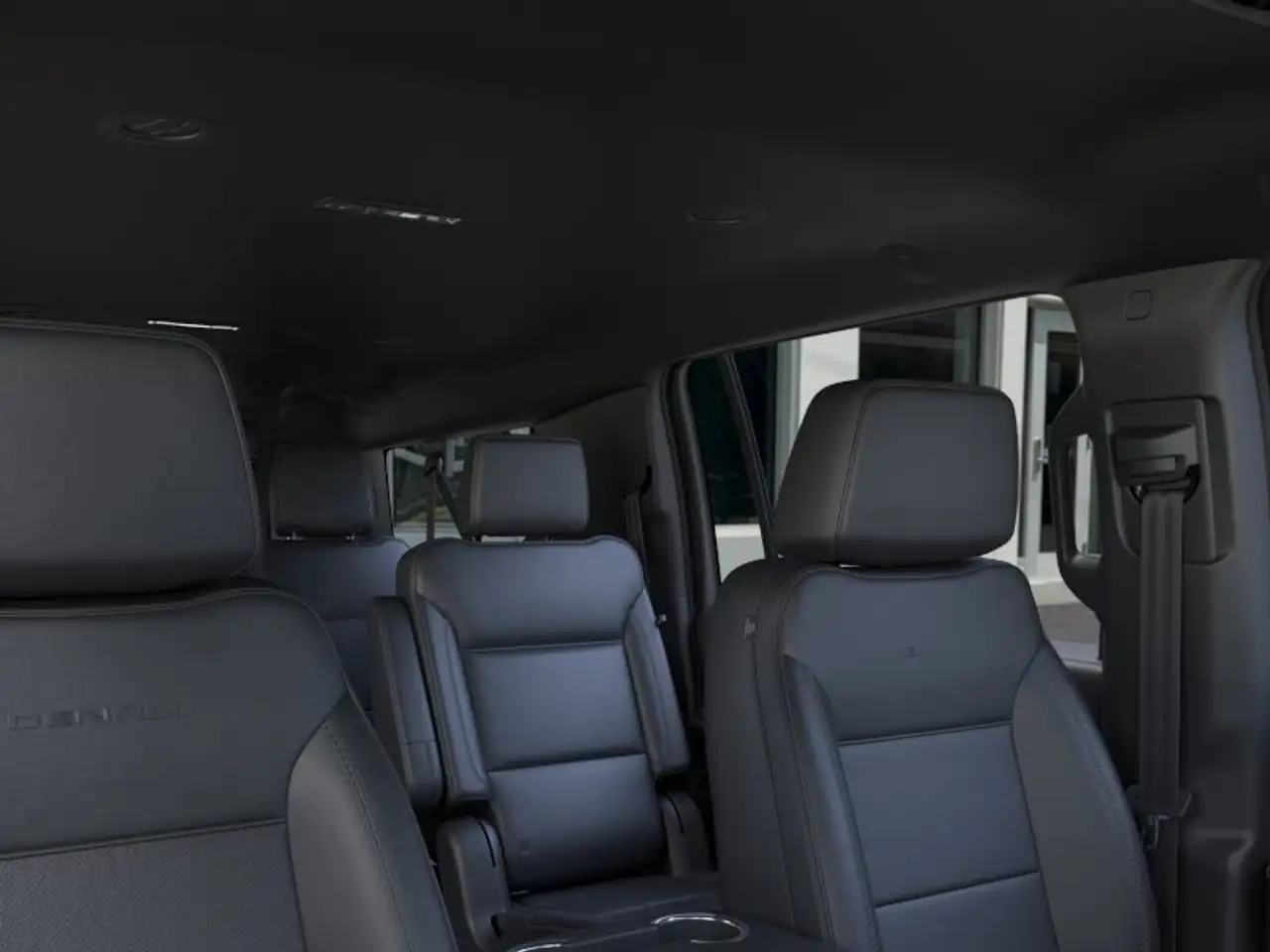 GMC Yukon снимка GMC Yukon