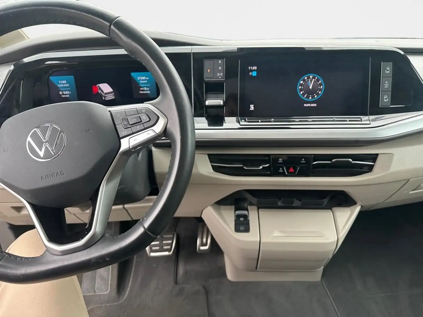 Volkswagen T7 Multivan Style Blau - 1