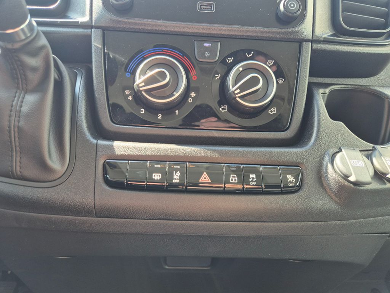 Peugeot Boxer 2.2 BlueHDi 140 L2H2 Autm. — photo 13