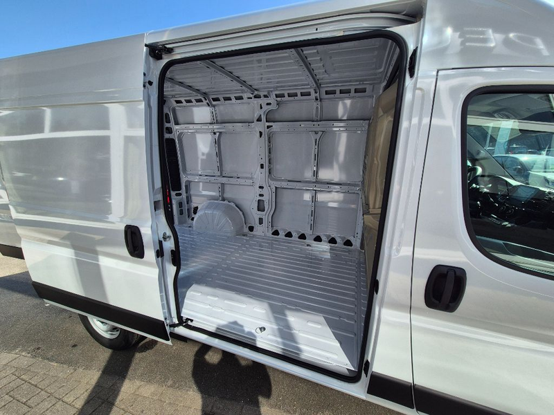 Peugeot Boxer 2.2 BlueHDi 140 L2H2 Autm. — photo 9