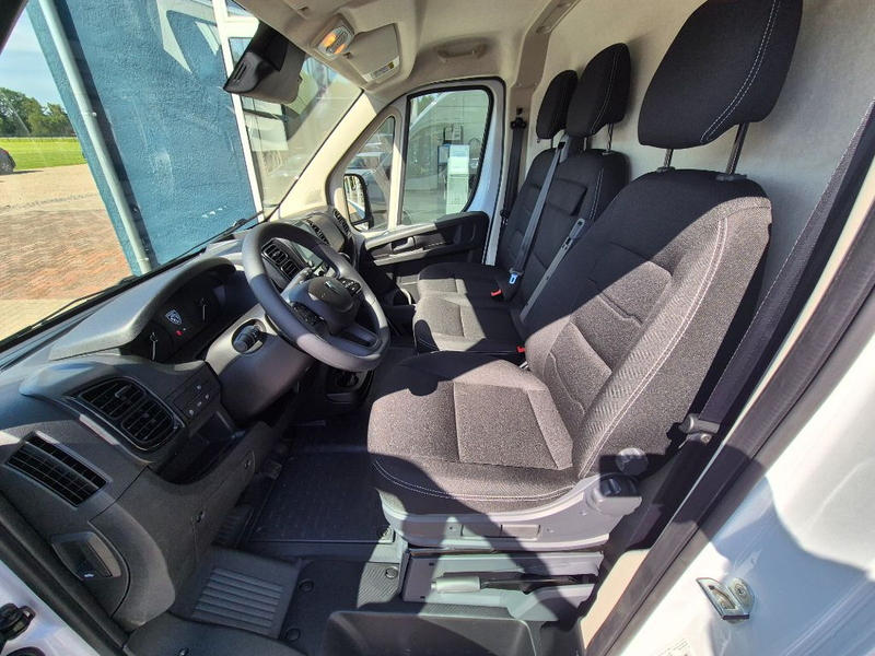 Peugeot Boxer 2.2 BlueHDi 140 L2H2 Autm. — photo 7