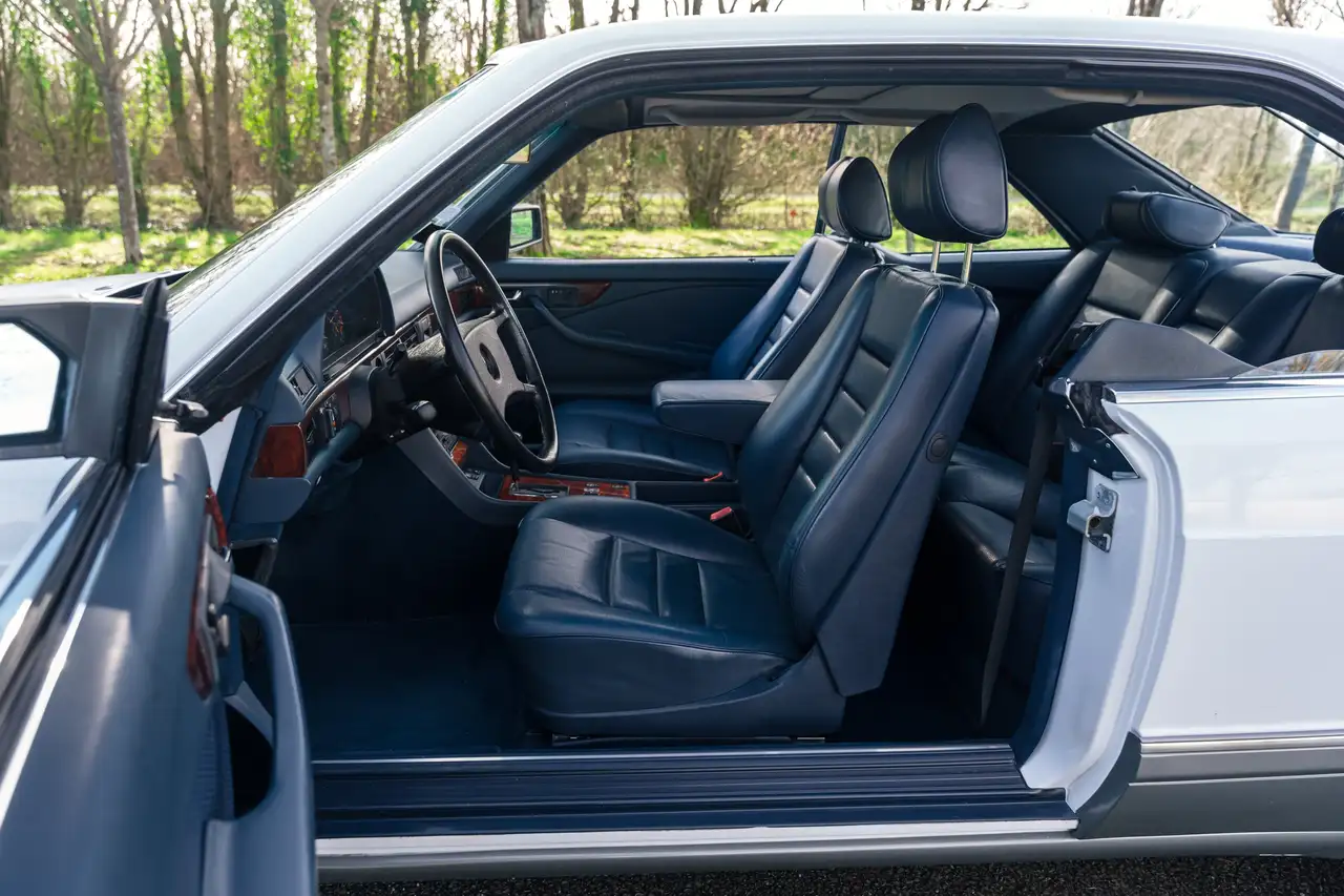 Mercedes-Benz S 560 SEC, foto 5
